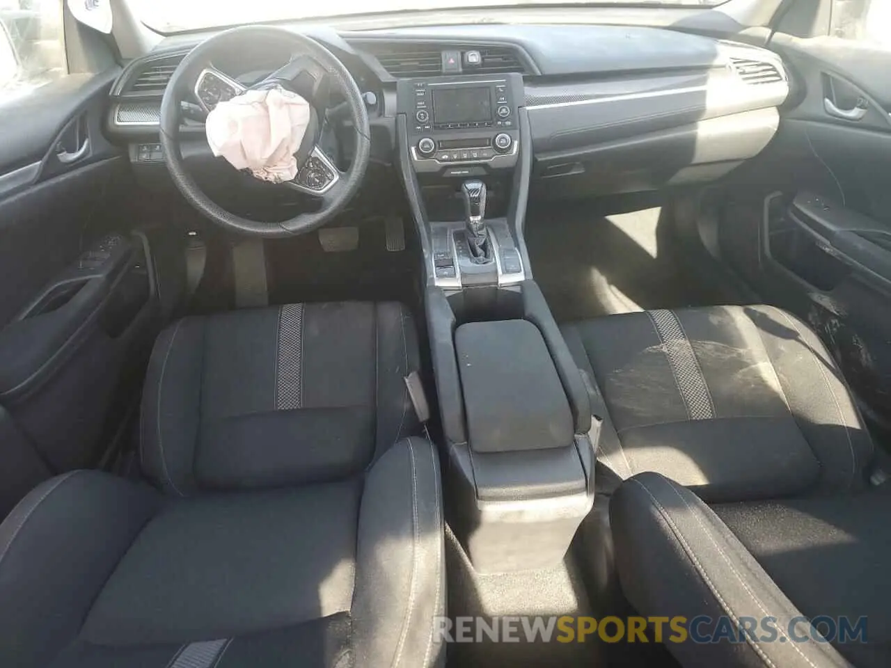 8 Photograph of a damaged car 19XFC2F62KE202065 HONDA CIVIC 2019
