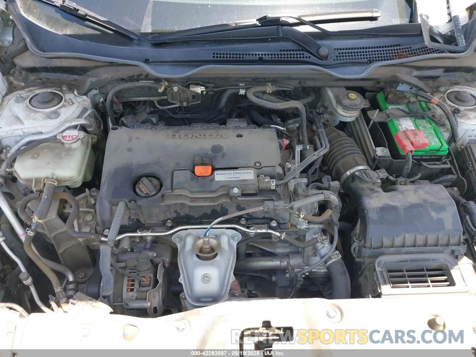 10 Photograph of a damaged car 19XFC2F62KE215222 HONDA CIVIC 2019