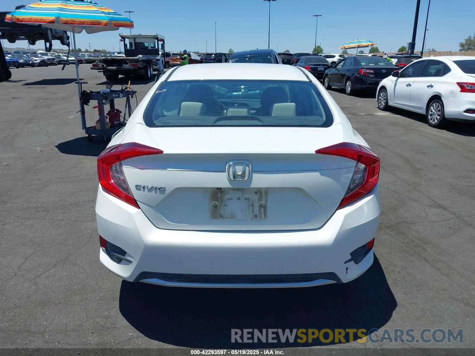 16 Photograph of a damaged car 19XFC2F62KE215222 HONDA CIVIC 2019