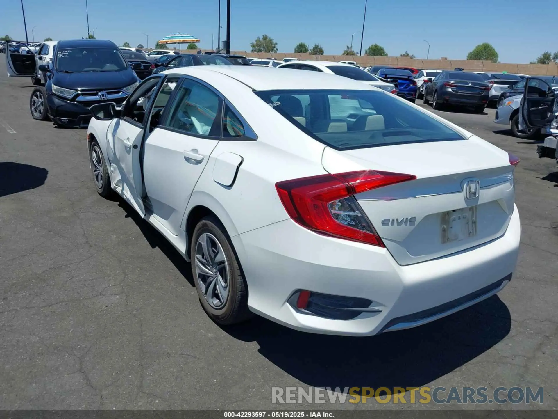 3 Photograph of a damaged car 19XFC2F62KE215222 HONDA CIVIC 2019