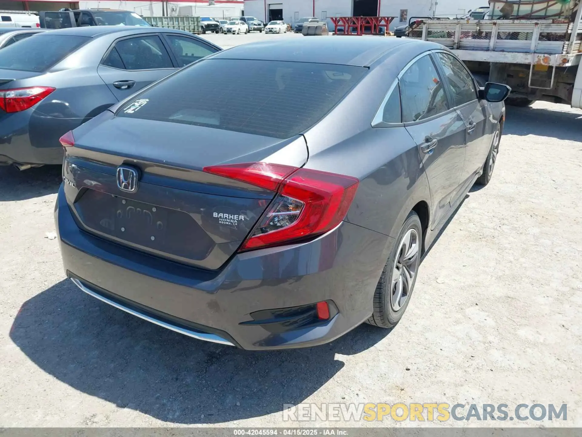 4 Photograph of a damaged car 19XFC2F63KE025722 HONDA CIVIC 2019
