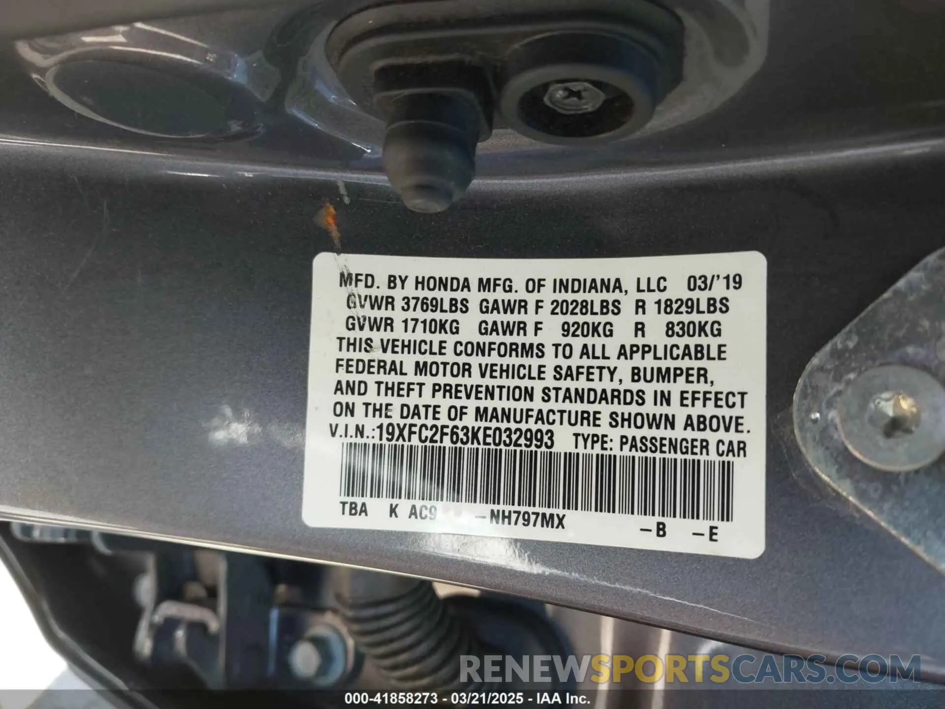 9 Photograph of a damaged car 19XFC2F63KE032993 HONDA CIVIC 2019