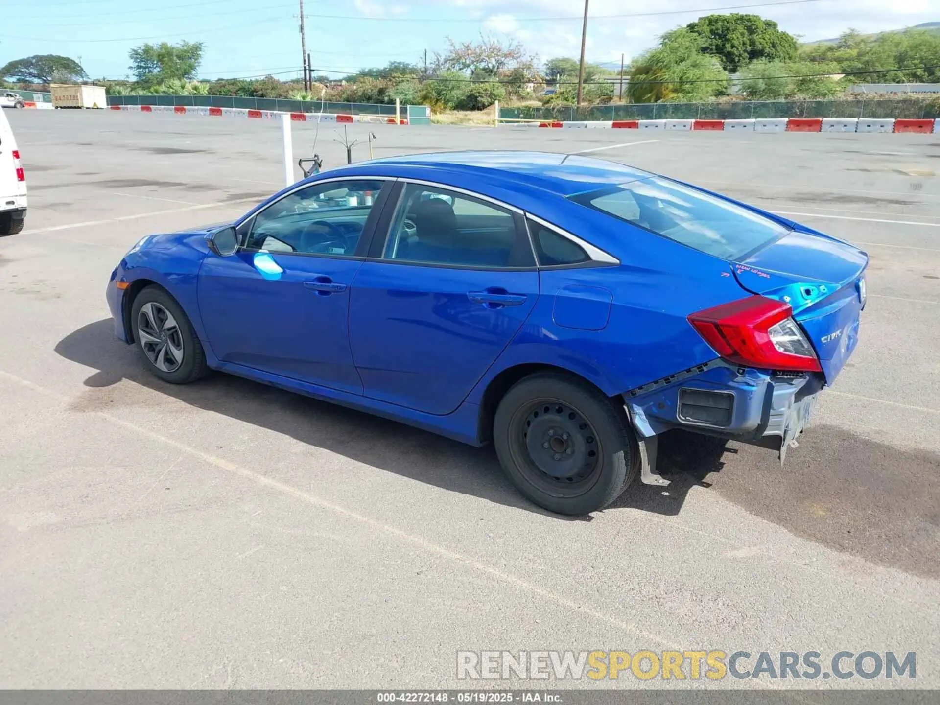 3 Photograph of a damaged car 19XFC2F63KE035117 HONDA CIVIC 2019
