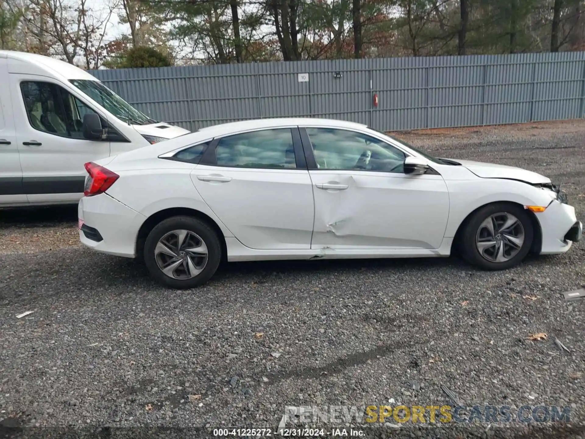 13 Photograph of a damaged car 19XFC2F63KE203225 HONDA CIVIC 2019