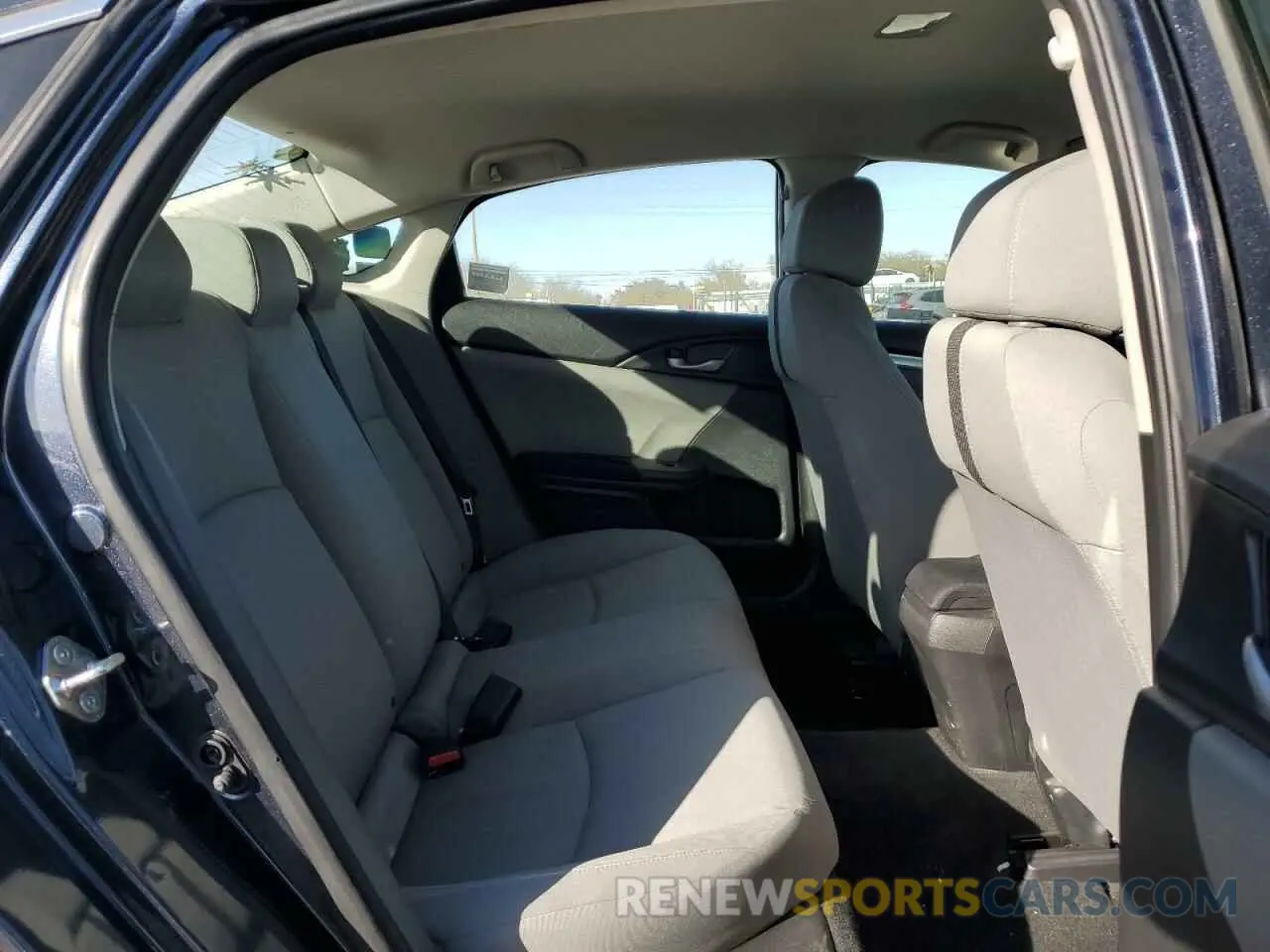 10 Photograph of a damaged car 19XFC2F64KE003891 HONDA CIVIC 2019
