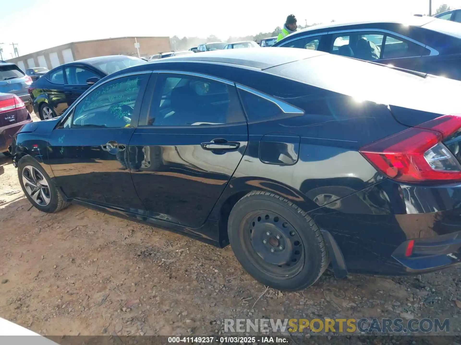 15 Photograph of a damaged car 19XFC2F64KE007102 HONDA CIVIC 2019