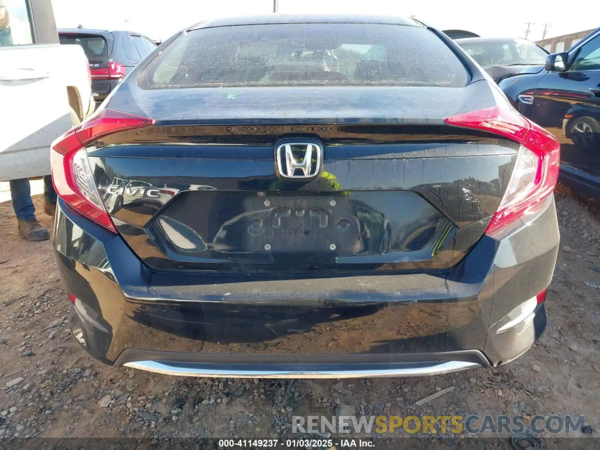 17 Photograph of a damaged car 19XFC2F64KE007102 HONDA CIVIC 2019