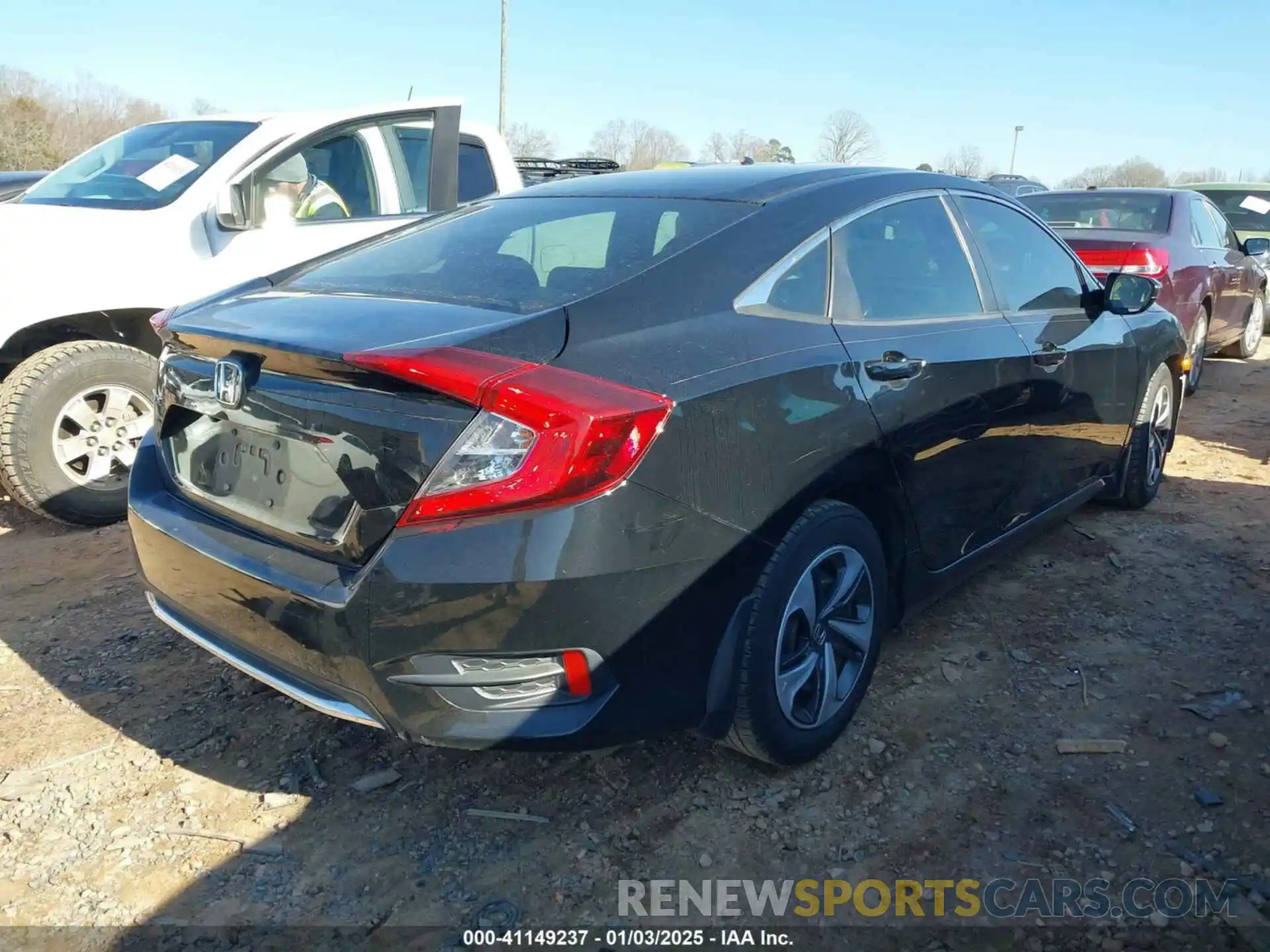 4 Photograph of a damaged car 19XFC2F64KE007102 HONDA CIVIC 2019