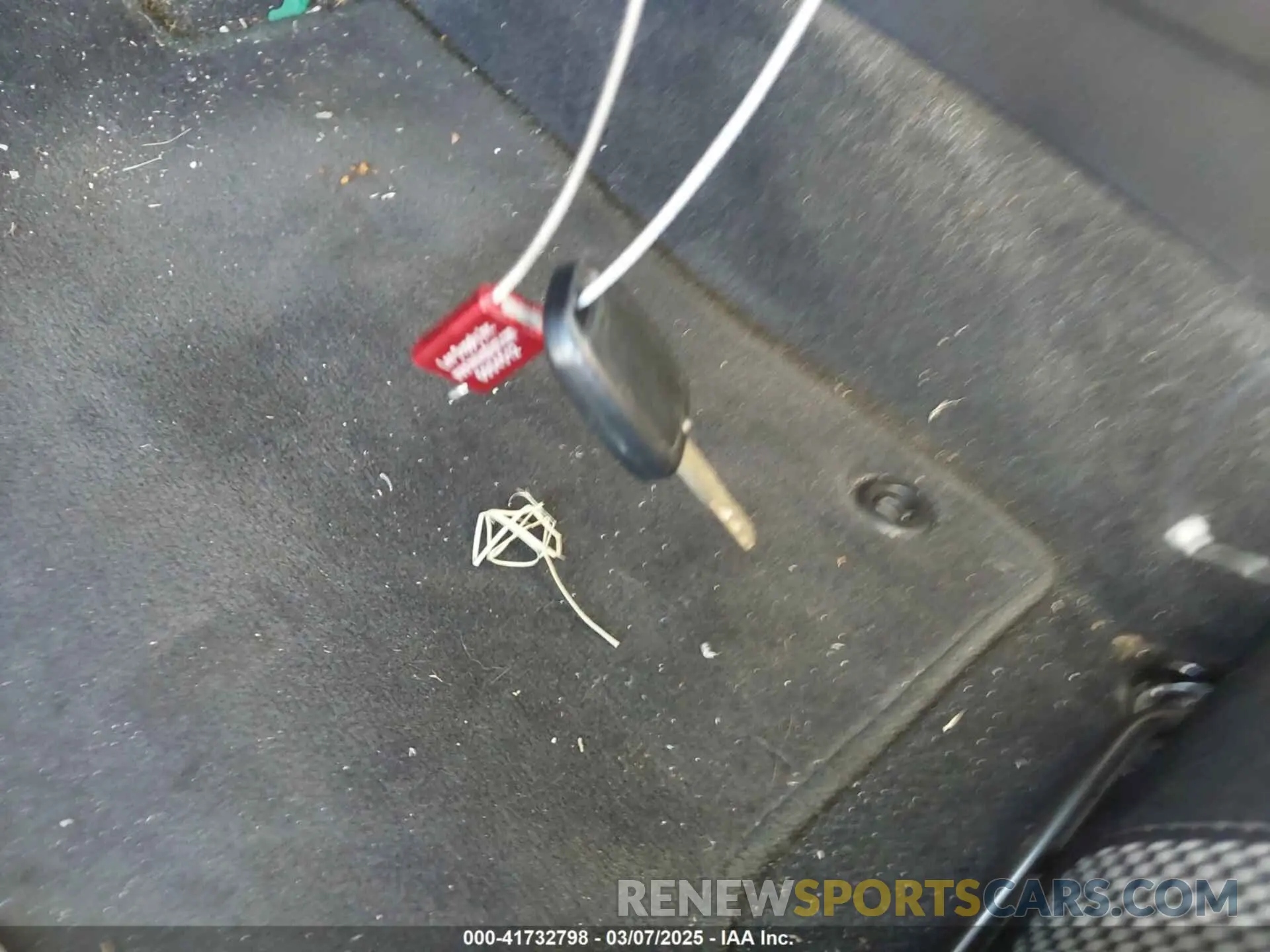 11 Photograph of a damaged car 19XFC2F64KE007245 HONDA CIVIC 2019