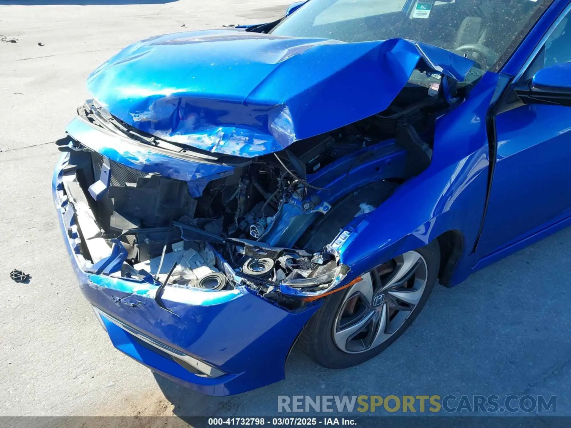 6 Photograph of a damaged car 19XFC2F64KE007245 HONDA CIVIC 2019
