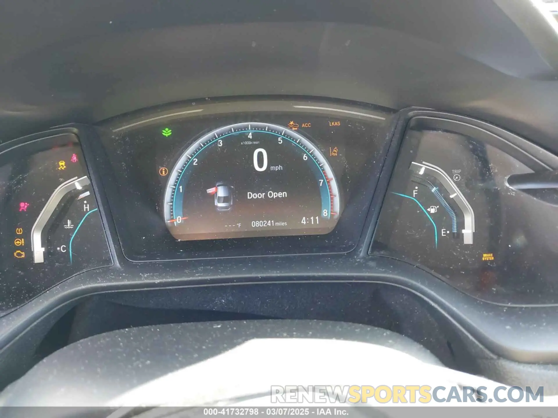 7 Photograph of a damaged car 19XFC2F64KE007245 HONDA CIVIC 2019