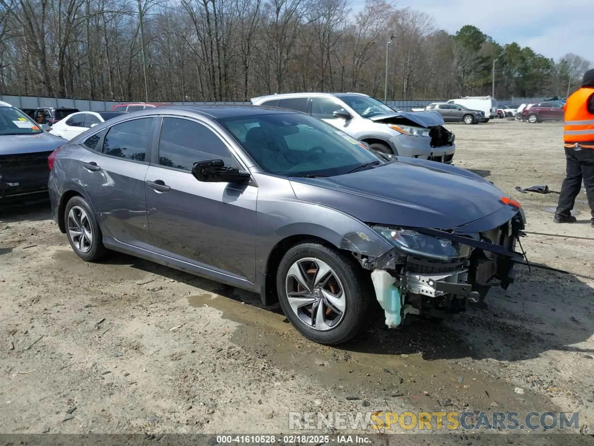 1 Photograph of a damaged car 19XFC2F64KE011246 HONDA CIVIC 2019