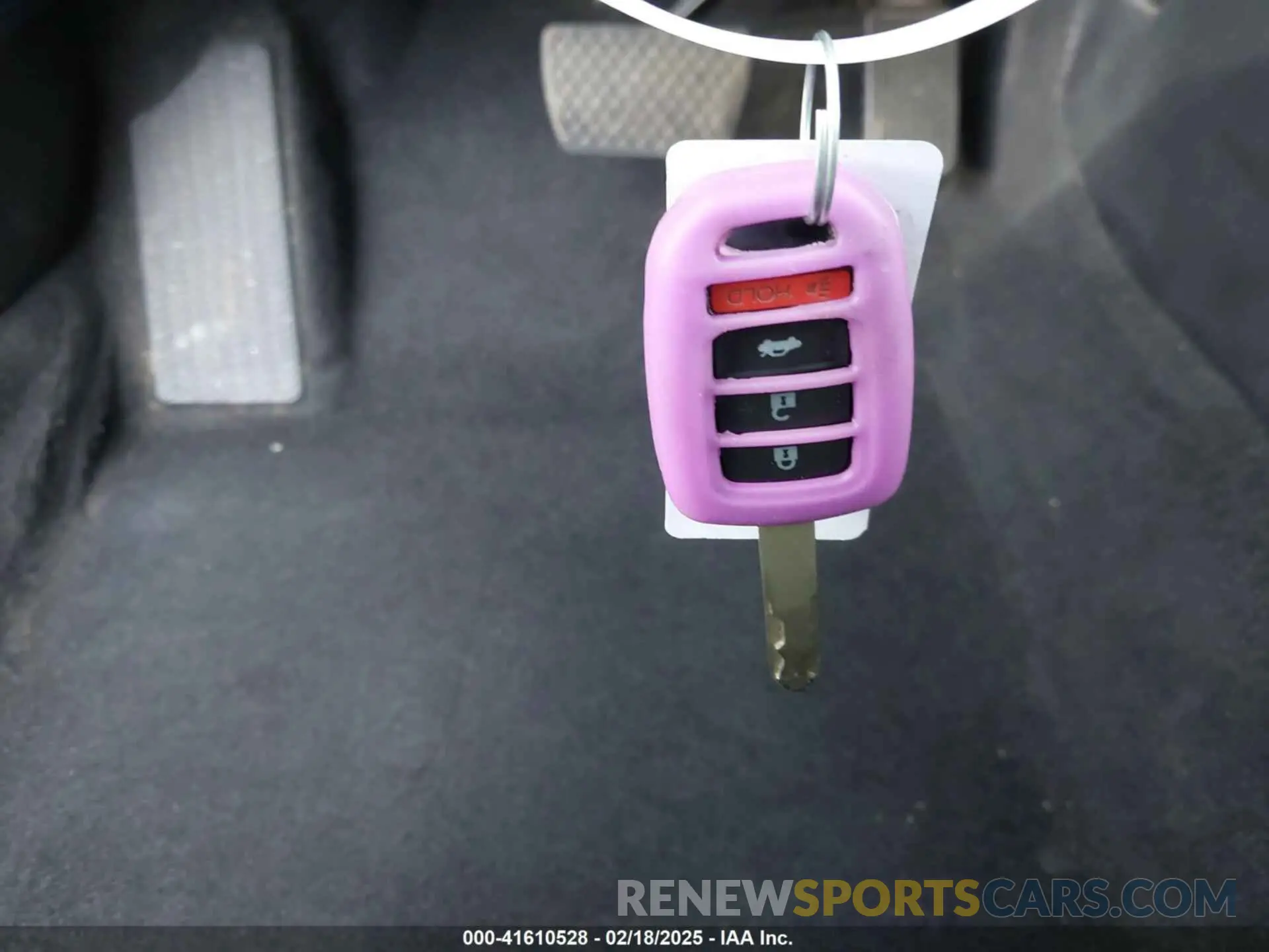 11 Photograph of a damaged car 19XFC2F64KE011246 HONDA CIVIC 2019