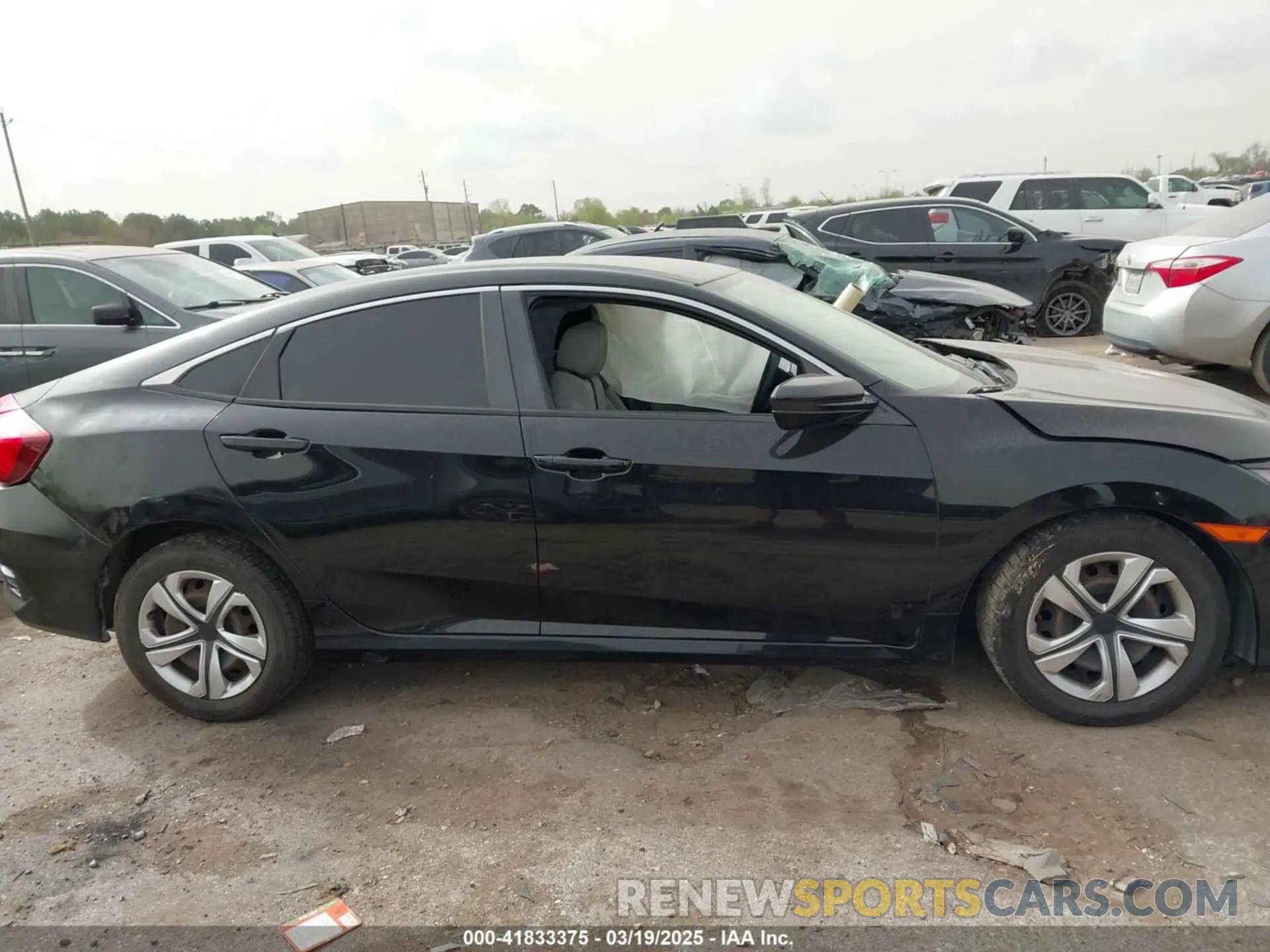 13 Photograph of a damaged car 19XFC2F64KE024272 HONDA CIVIC 2019