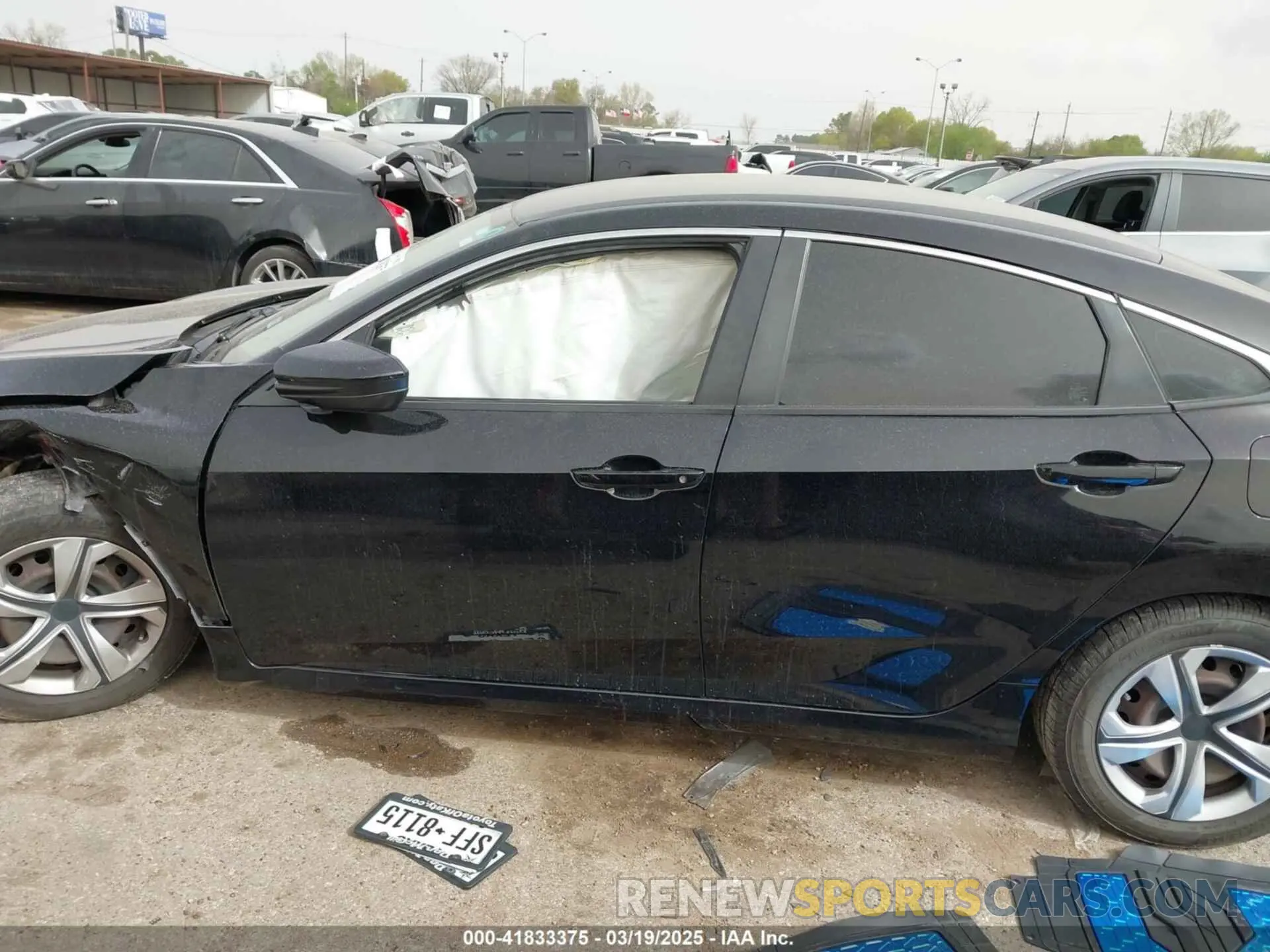 14 Photograph of a damaged car 19XFC2F64KE024272 HONDA CIVIC 2019
