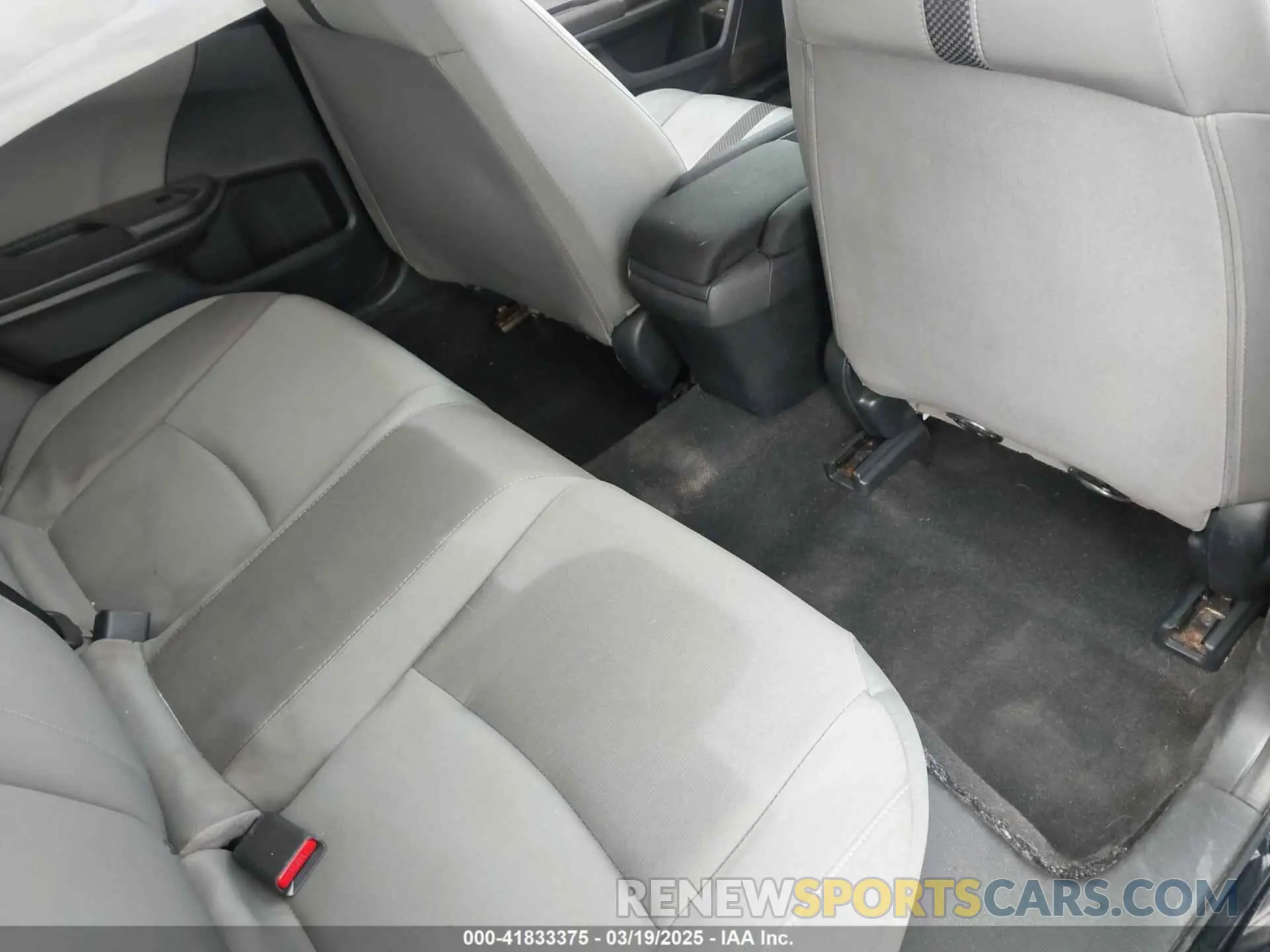 8 Photograph of a damaged car 19XFC2F64KE024272 HONDA CIVIC 2019