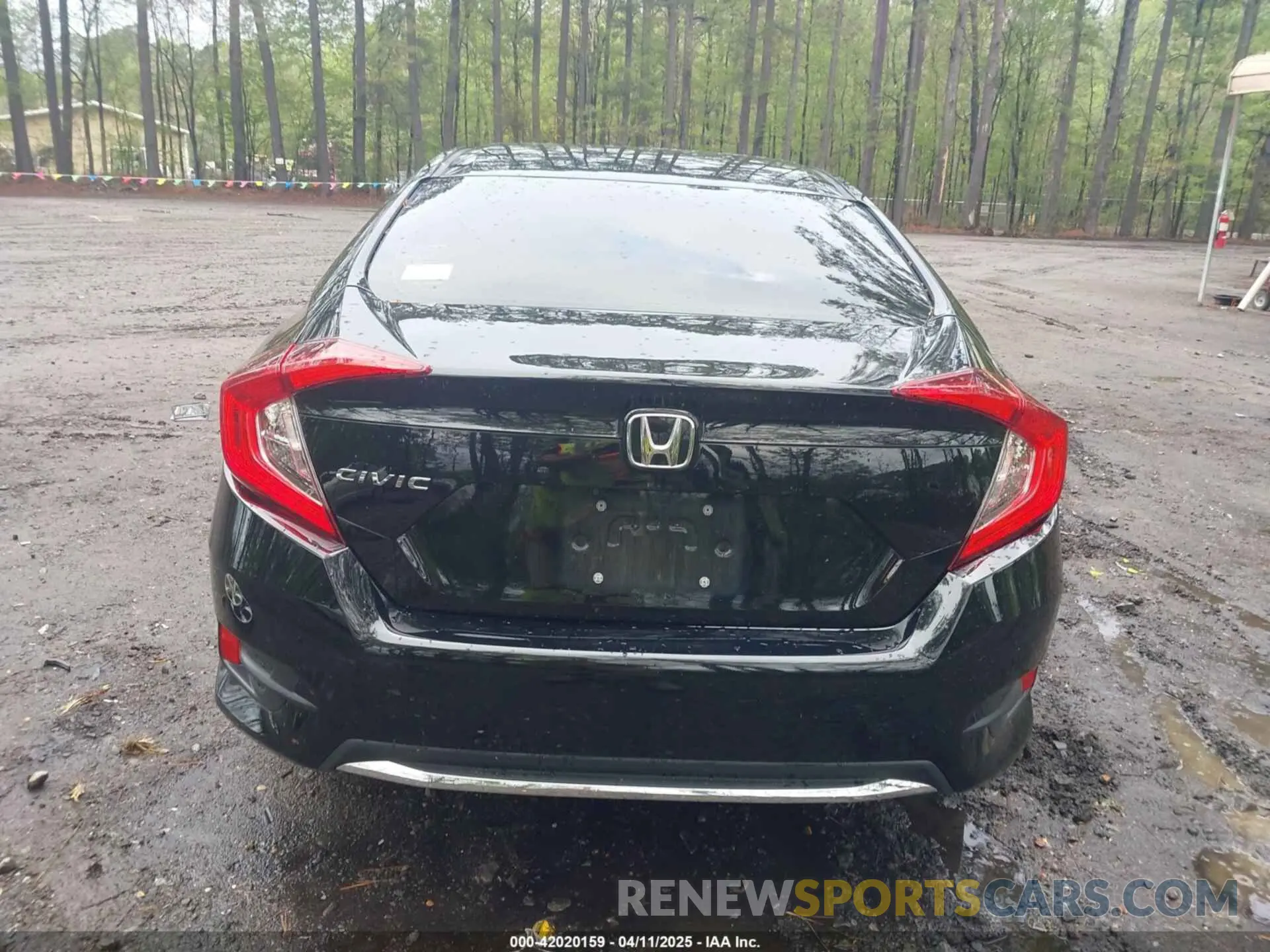16 Photograph of a damaged car 19XFC2F64KE041024 HONDA CIVIC 2019