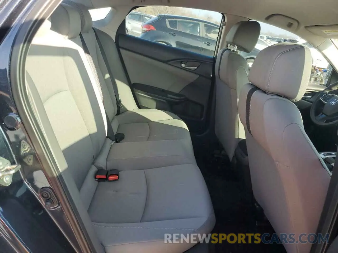 11 Photograph of a damaged car 19XFC2F64KE041380 HONDA CIVIC 2019