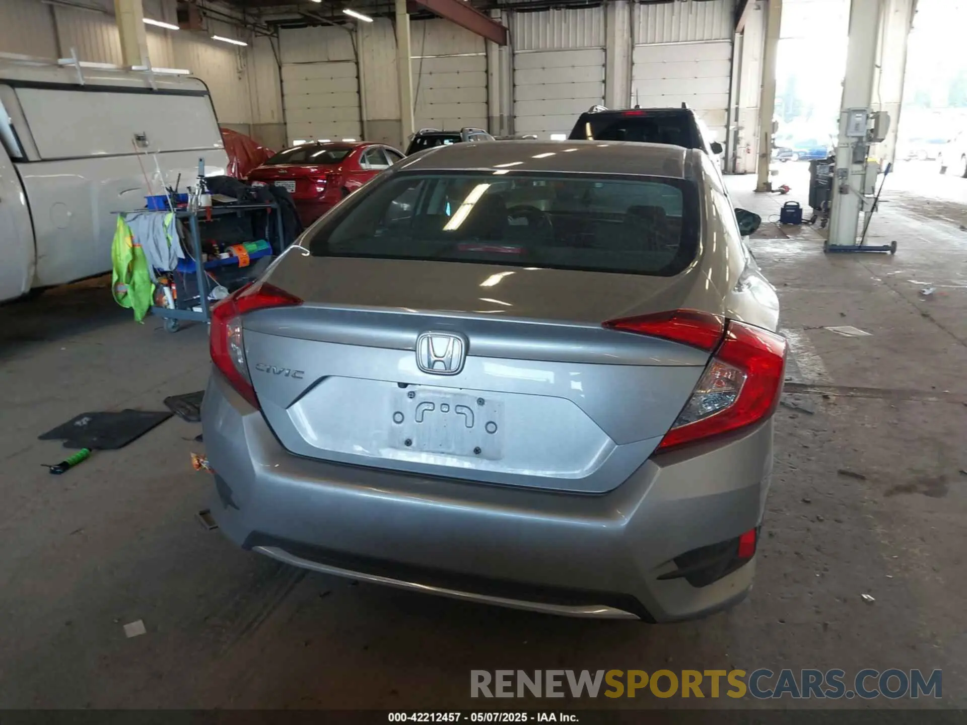 15 Photograph of a damaged car 19XFC2F64KE208210 HONDA CIVIC 2019