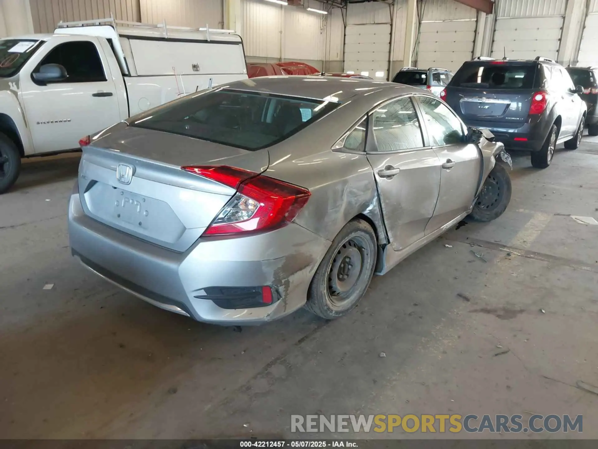4 Photograph of a damaged car 19XFC2F64KE208210 HONDA CIVIC 2019