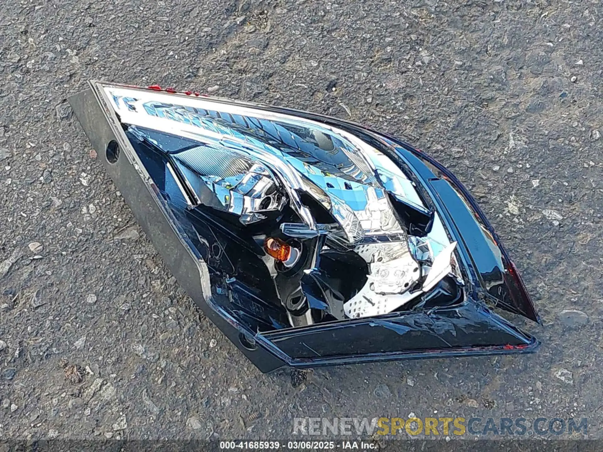 12 Photograph of a damaged car 19XFC2F64KE213388 HONDA CIVIC 2019
