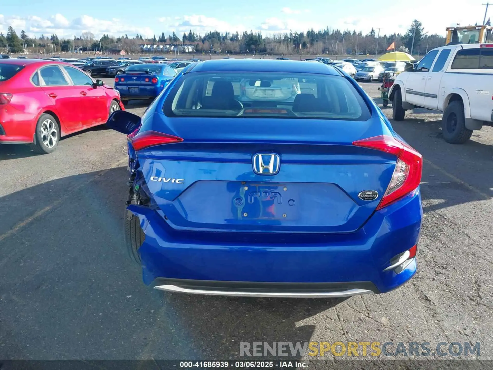 17 Photograph of a damaged car 19XFC2F64KE213388 HONDA CIVIC 2019