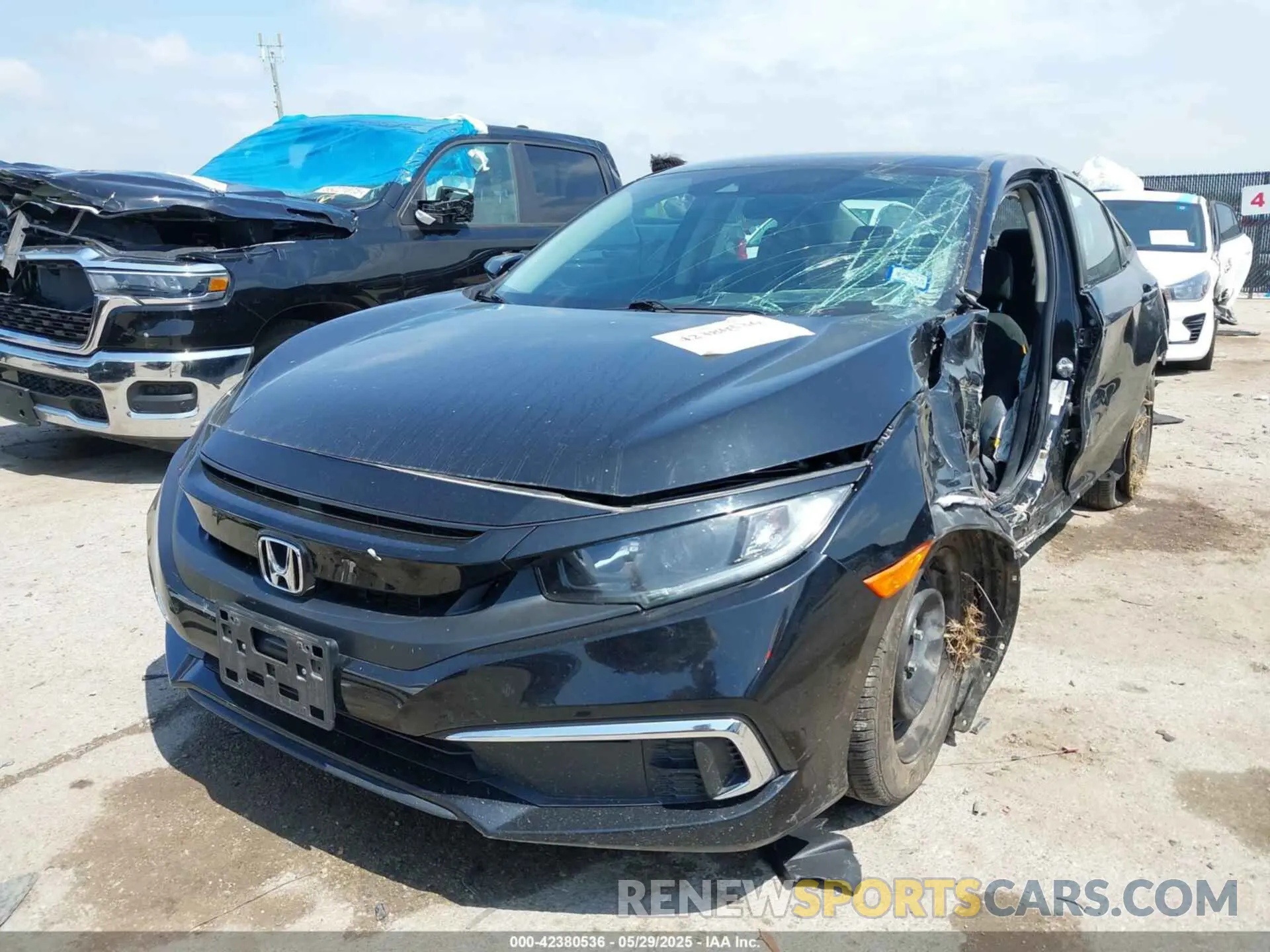 2 Photograph of a damaged car 19XFC2F65KE000658 HONDA CIVIC 2019