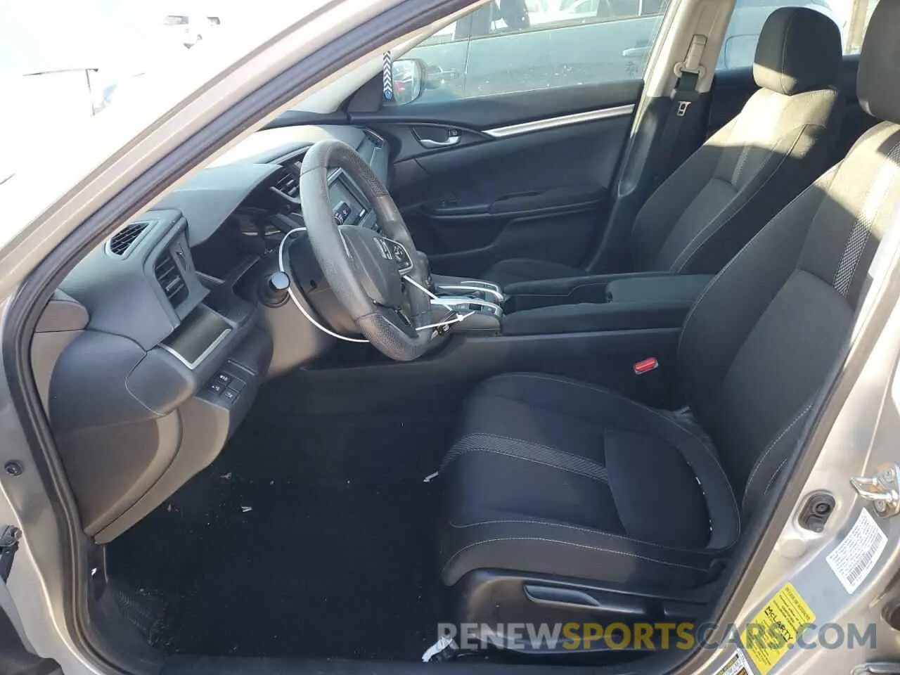 7 Photograph of a damaged car 19XFC2F65KE022661 HONDA CIVIC 2019