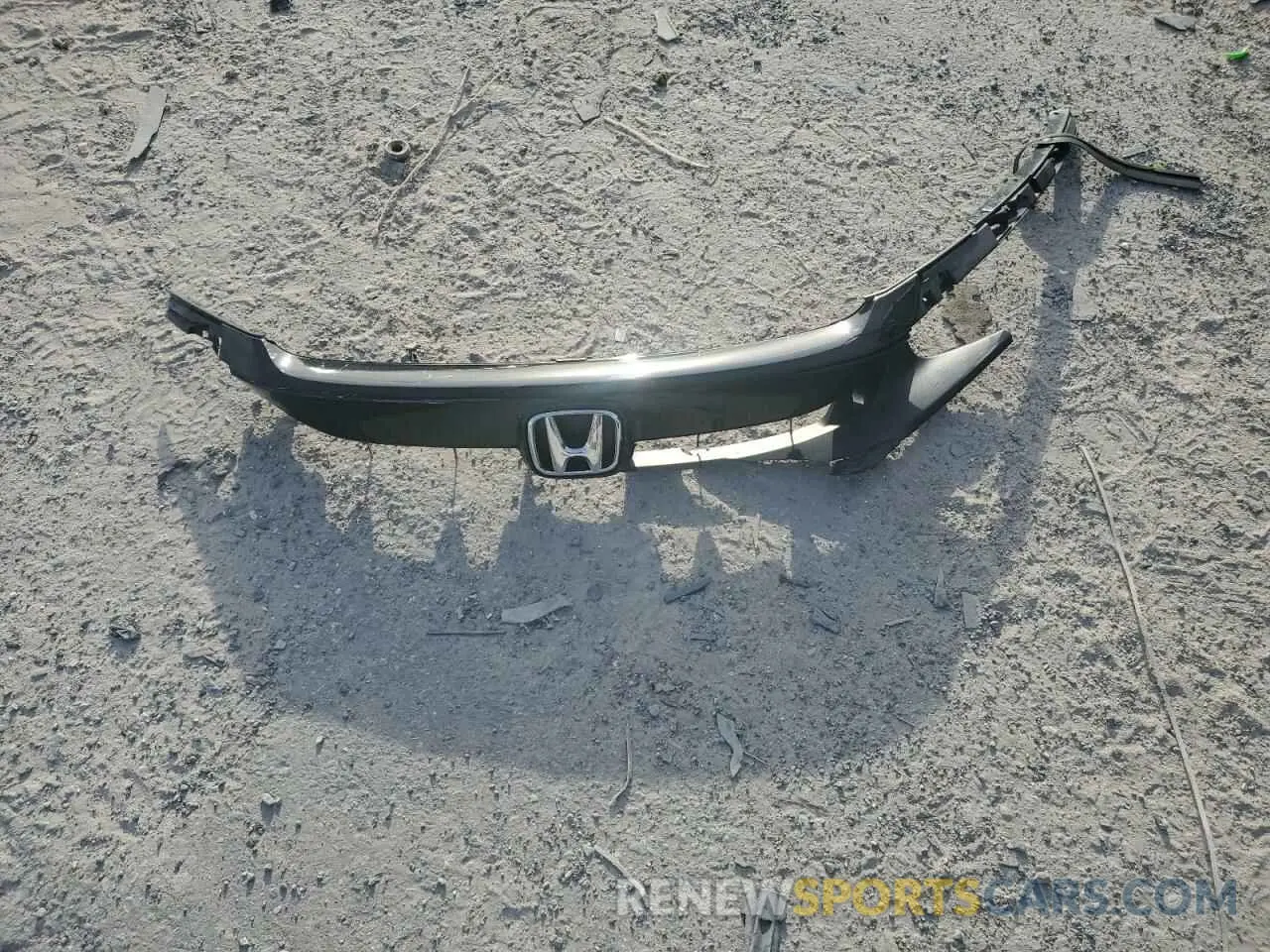 12 Photograph of a damaged car 19XFC2F65KE025463 HONDA CIVIC 2019