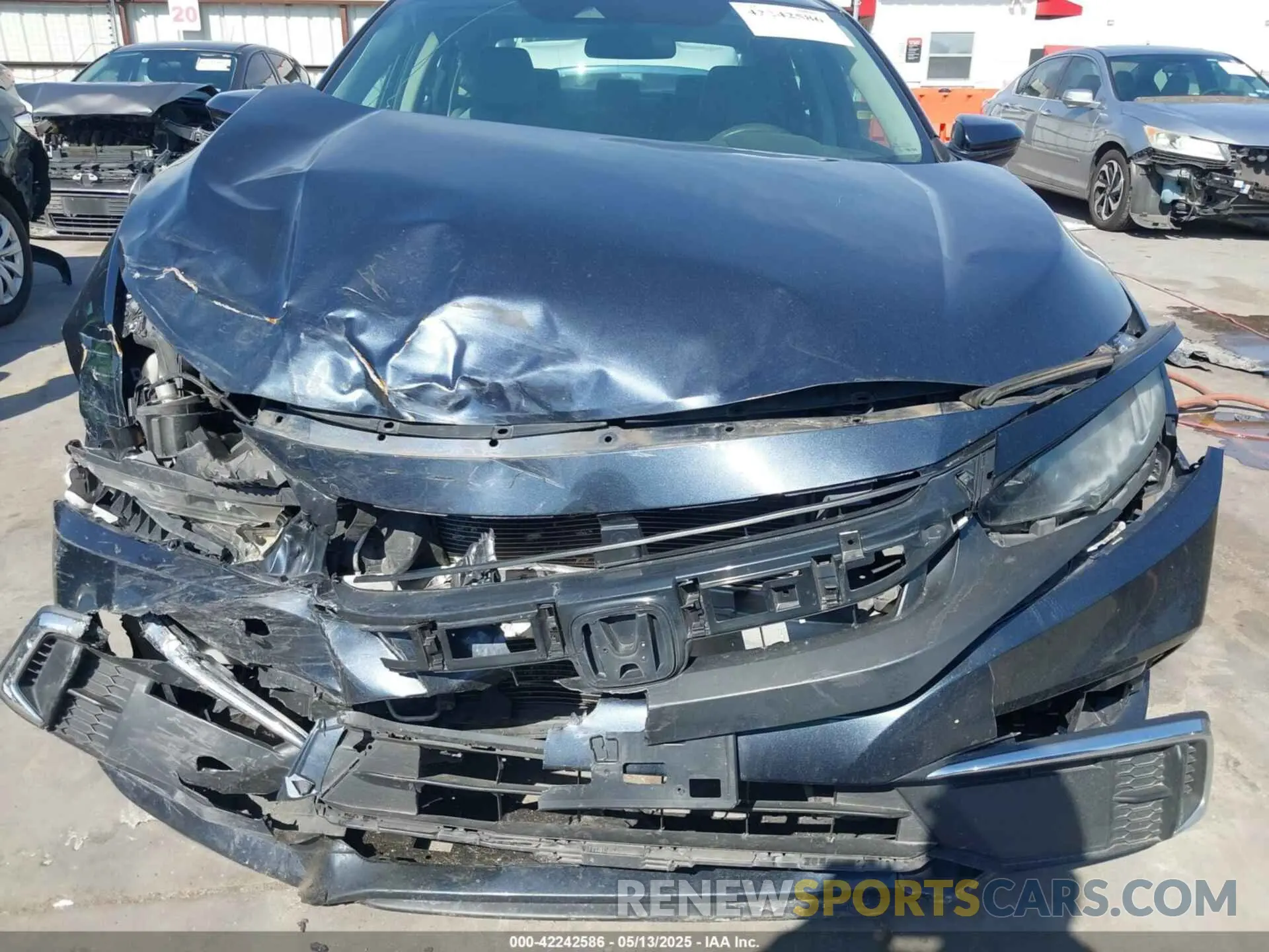 6 Photograph of a damaged car 19XFC2F65KE027701 HONDA CIVIC 2019