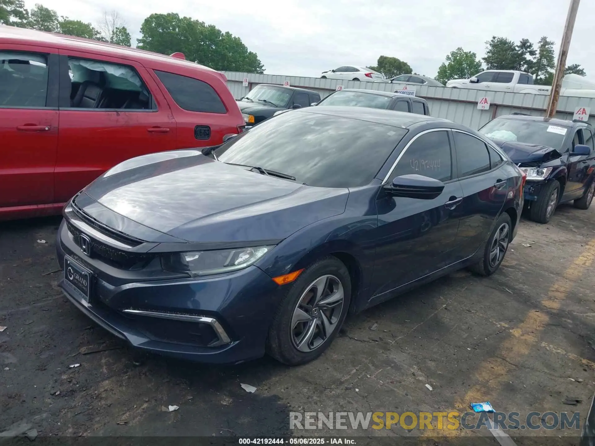 2 Photograph of a damaged car 19XFC2F65KE029884 HONDA CIVIC 2019