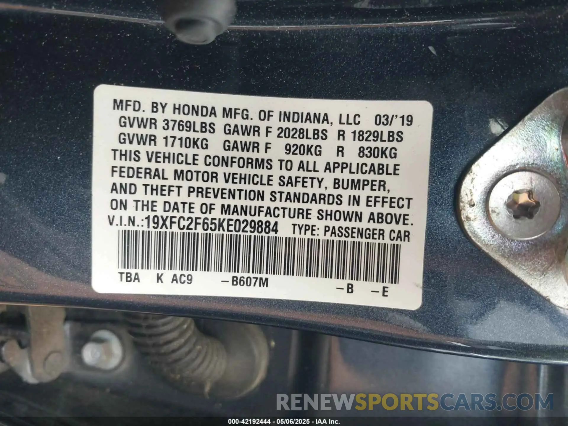9 Photograph of a damaged car 19XFC2F65KE029884 HONDA CIVIC 2019
