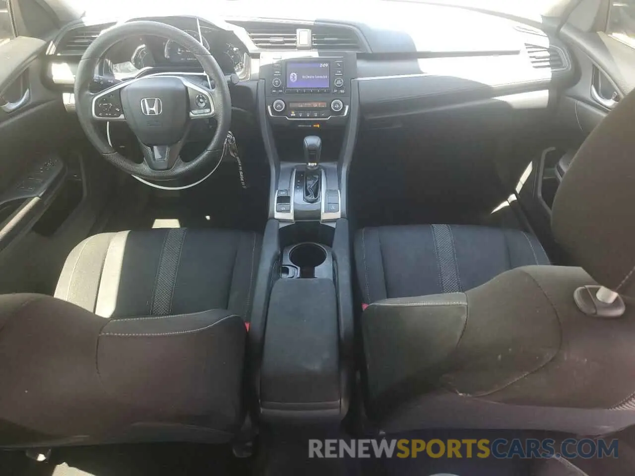 8 Photograph of a damaged car 19XFC2F65KE035572 HONDA CIVIC 2019