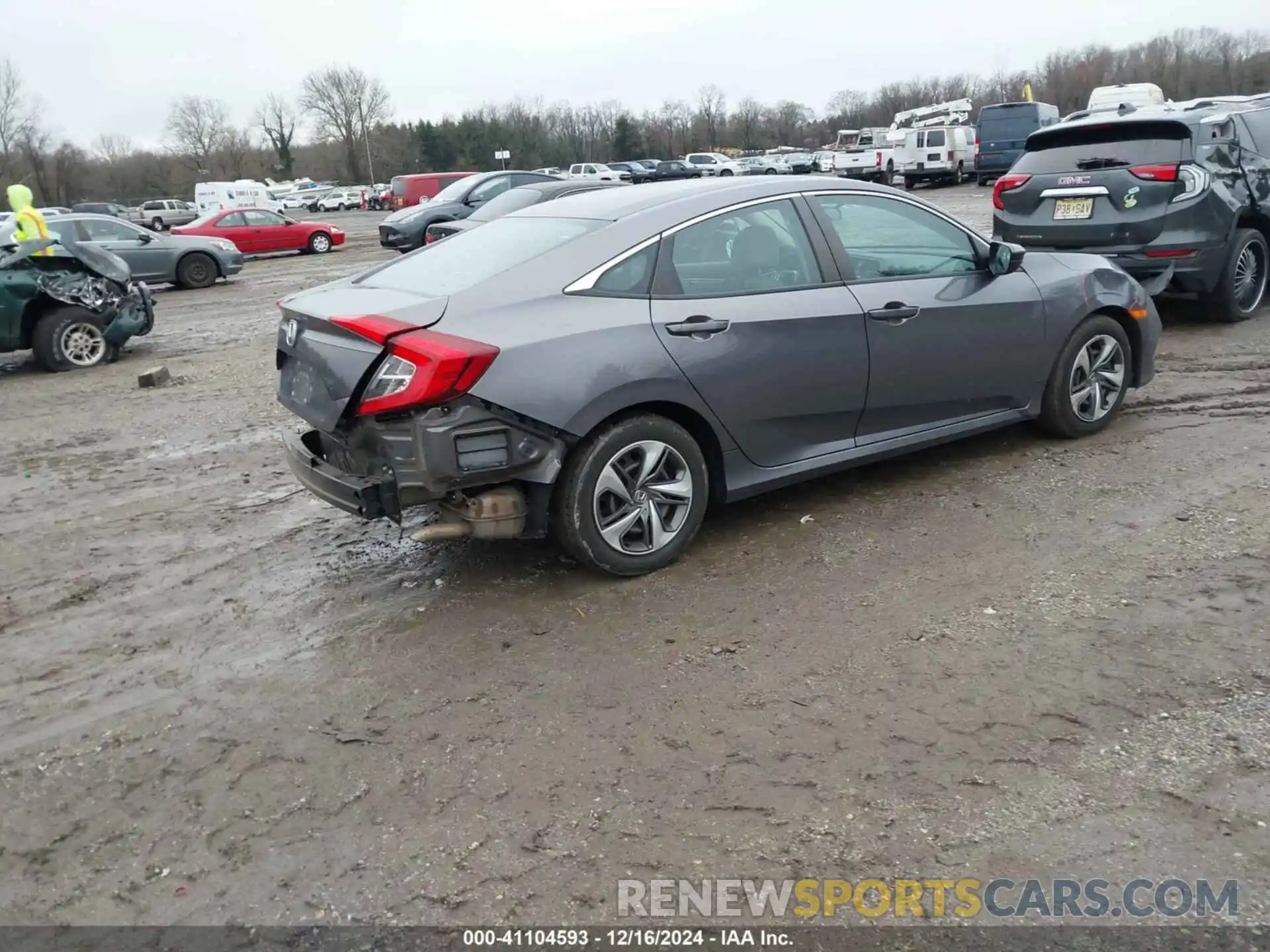 4 Photograph of a damaged car 19XFC2F65KE037693 HONDA CIVIC 2019