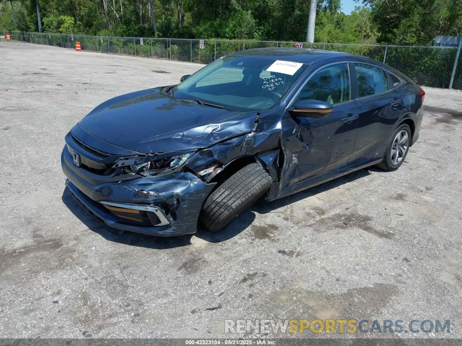 2 Photograph of a damaged car 19XFC2F65KE038312 HONDA CIVIC 2019