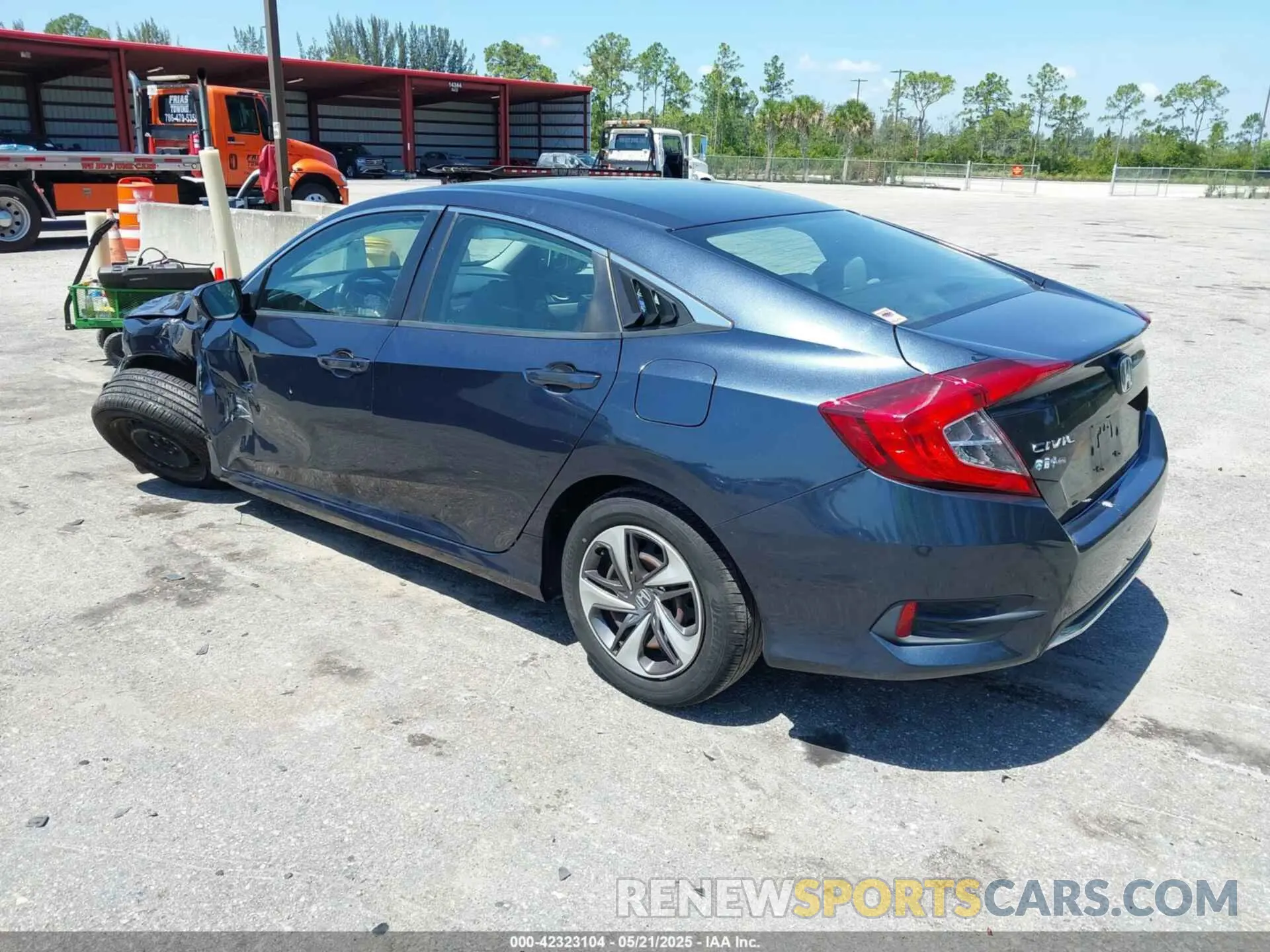 3 Photograph of a damaged car 19XFC2F65KE038312 HONDA CIVIC 2019