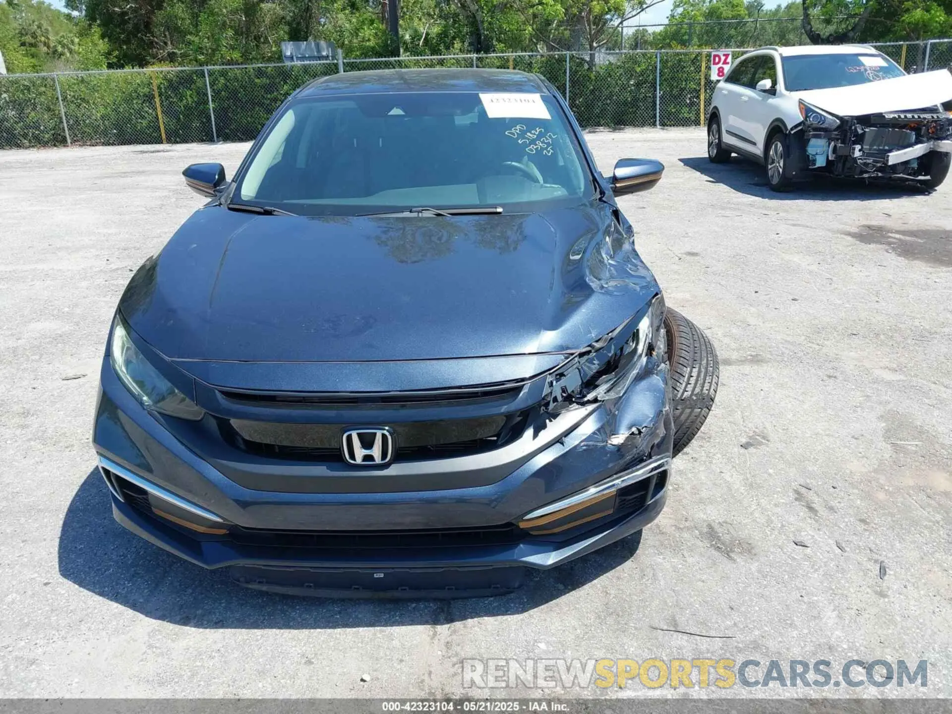 6 Photograph of a damaged car 19XFC2F65KE038312 HONDA CIVIC 2019
