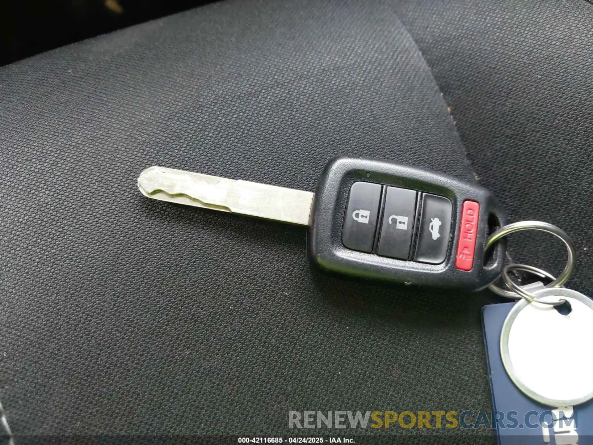 11 Photograph of a damaged car 19XFC2F65KE049844 HONDA CIVIC 2019