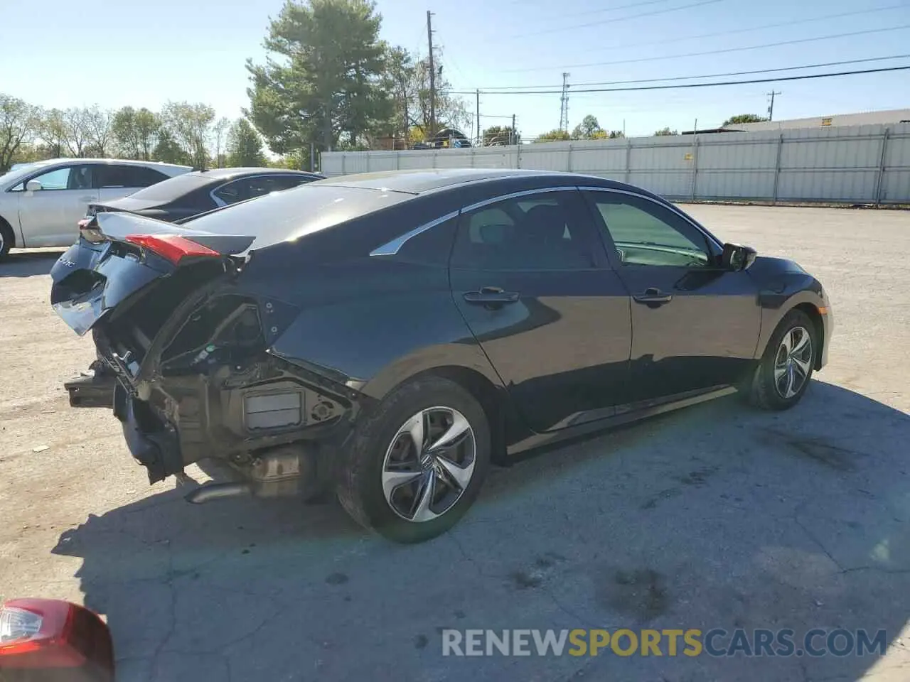 3 Photograph of a damaged car 19XFC2F66KE010891 HONDA CIVIC 2019