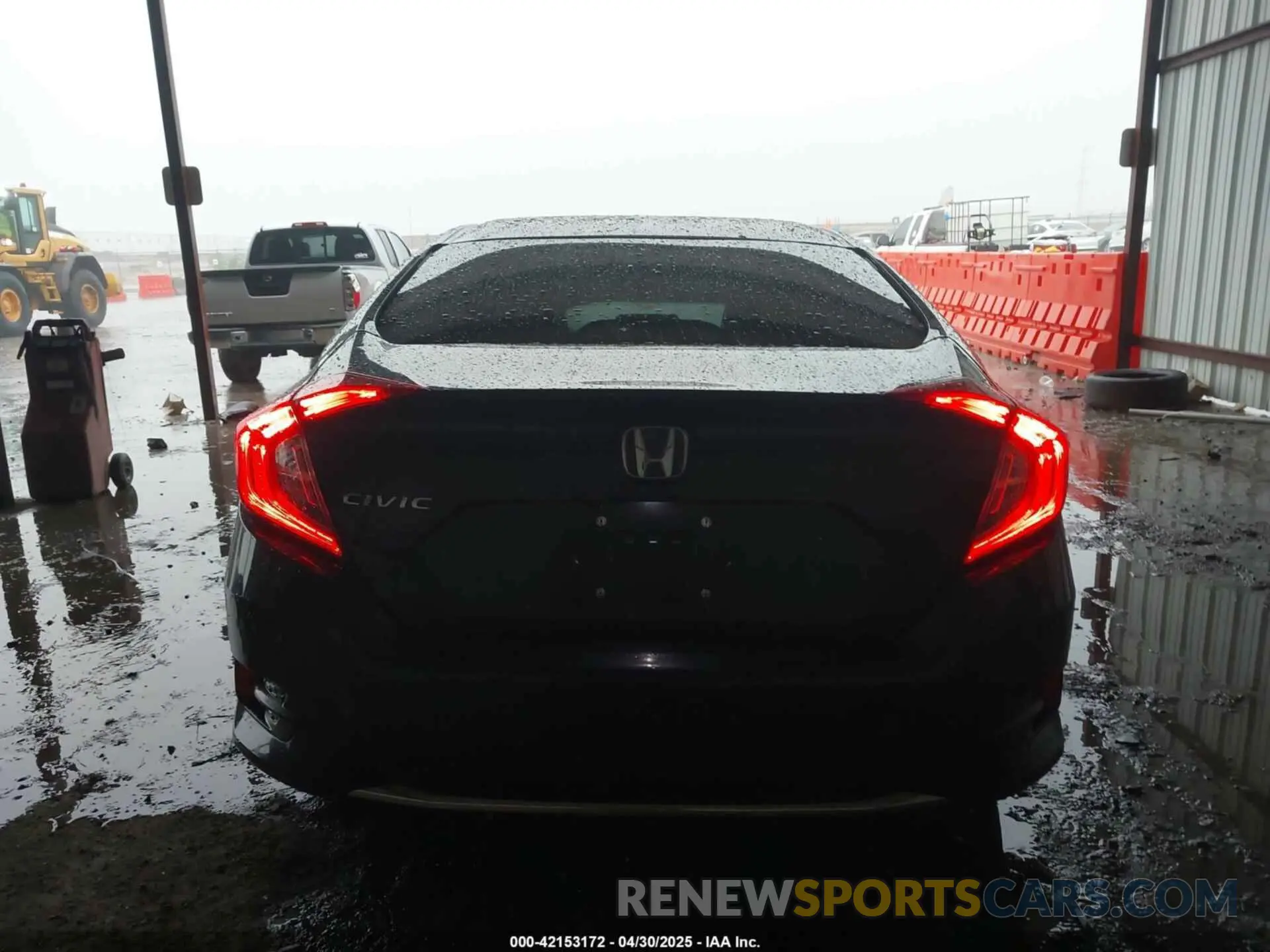 17 Photograph of a damaged car 19XFC2F66KE012995 HONDA CIVIC 2019