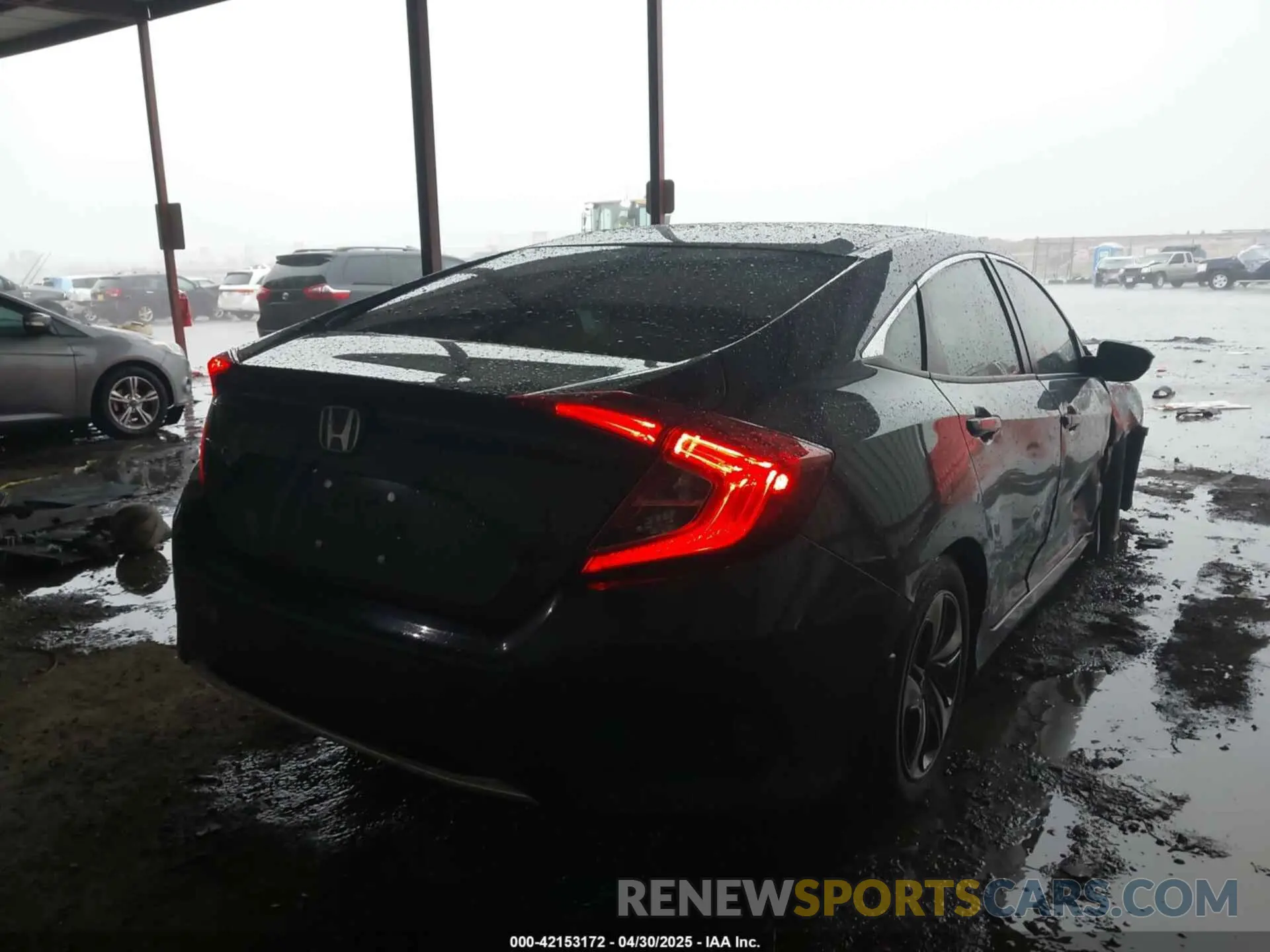 4 Photograph of a damaged car 19XFC2F66KE012995 HONDA CIVIC 2019