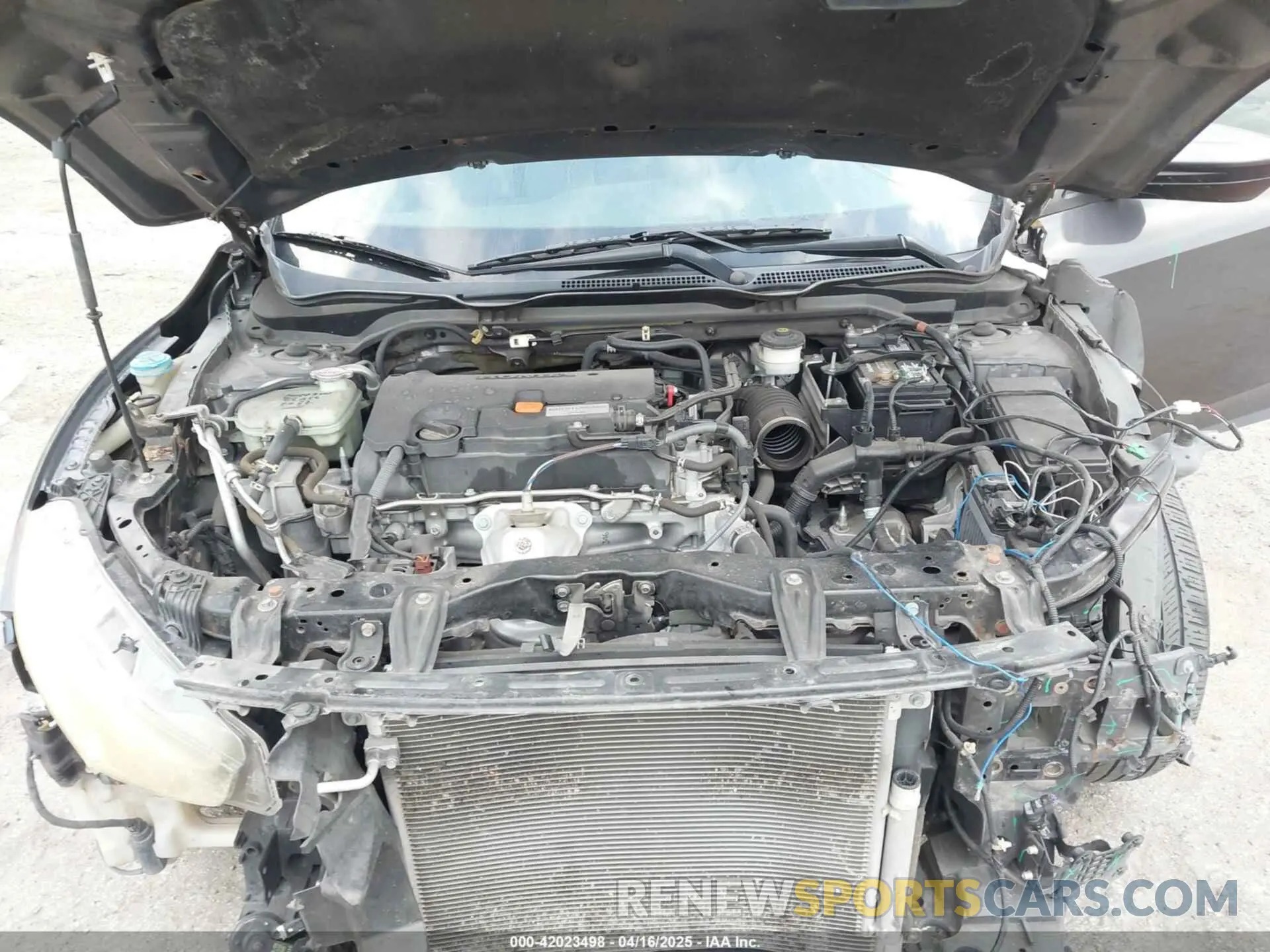 10 Photograph of a damaged car 19XFC2F66KE024399 HONDA CIVIC 2019