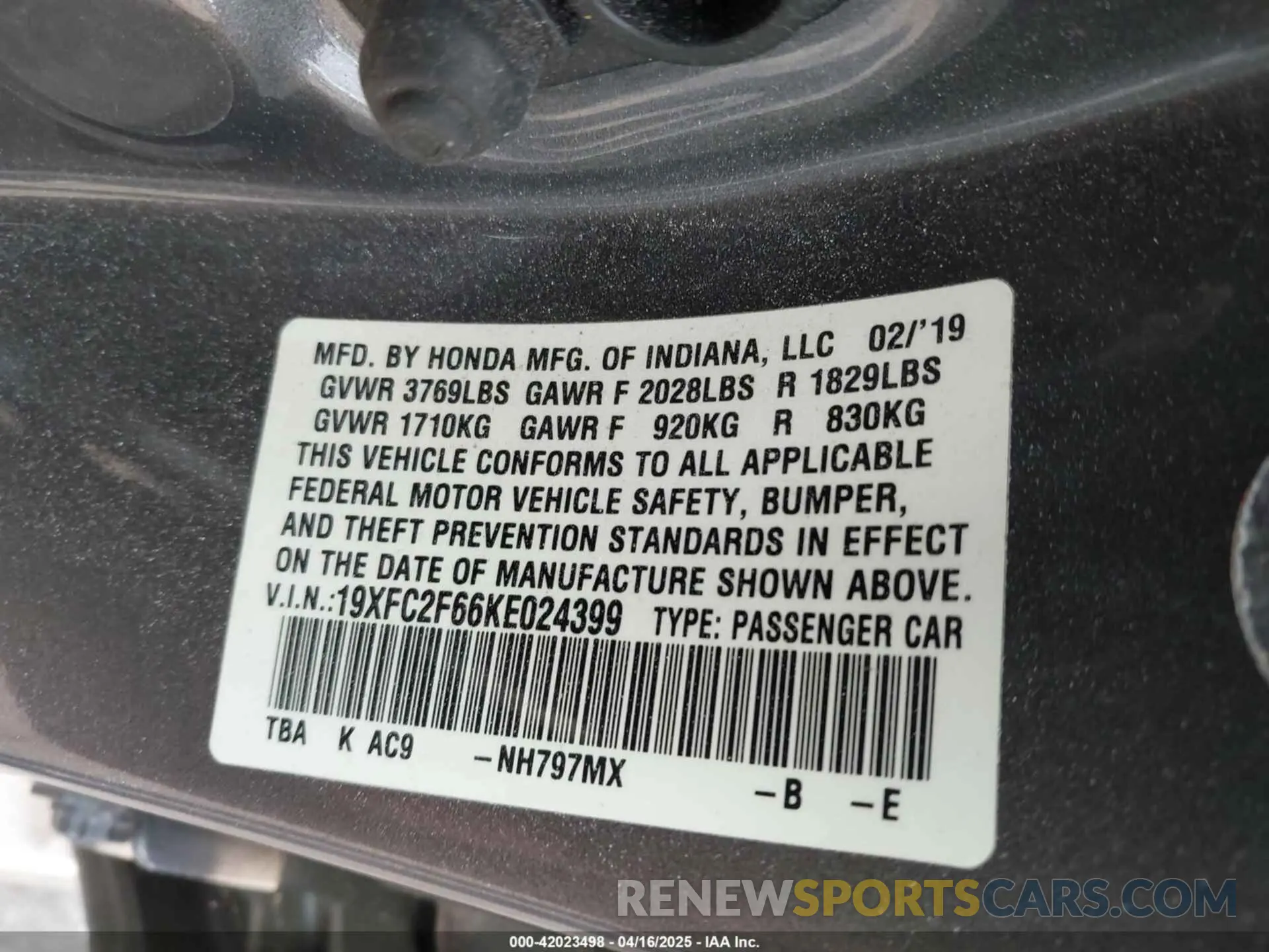9 Photograph of a damaged car 19XFC2F66KE024399 HONDA CIVIC 2019