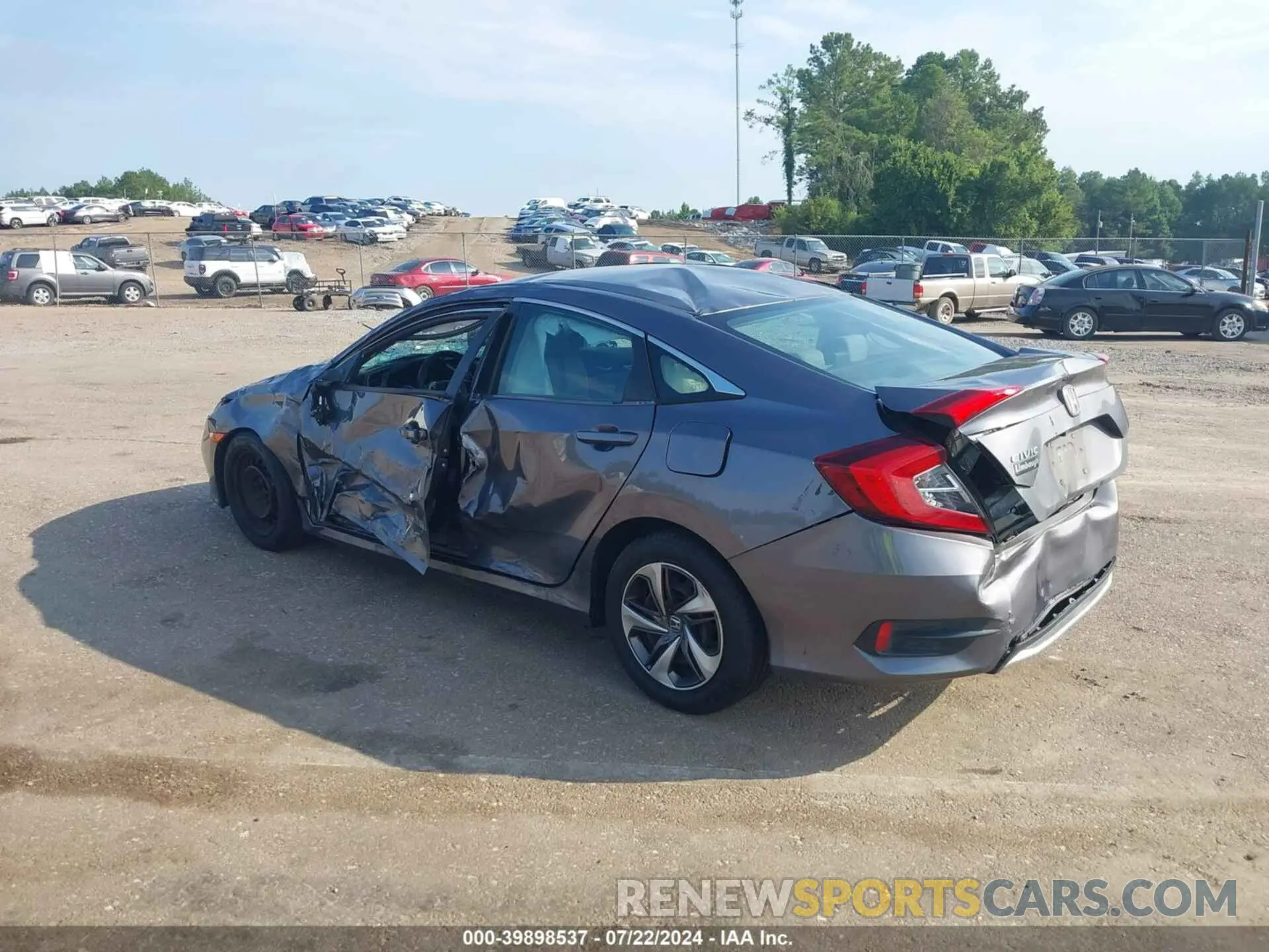3 Photograph of a damaged car 19XFC2F66KE028596 HONDA CIVIC 2019