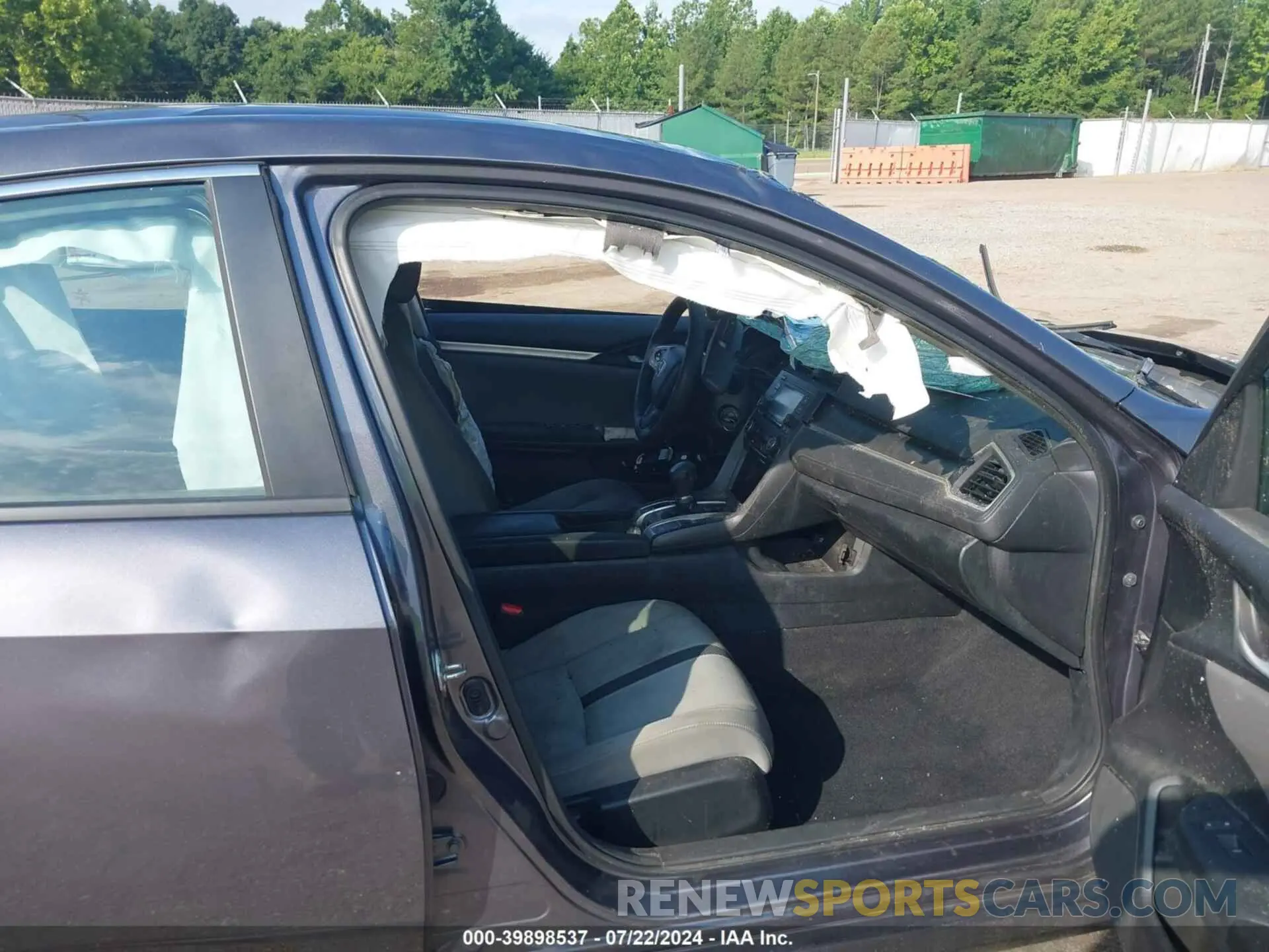 5 Photograph of a damaged car 19XFC2F66KE028596 HONDA CIVIC 2019