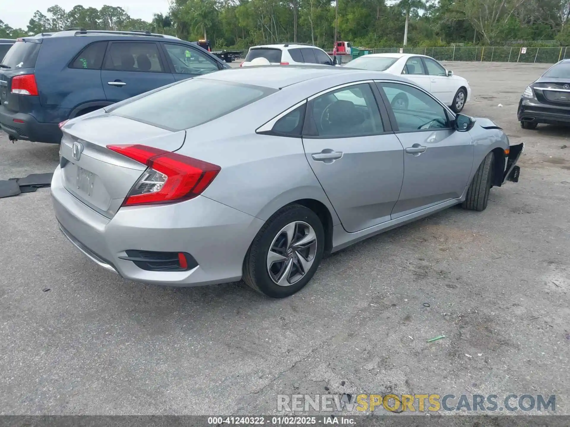 4 Photograph of a damaged car 19XFC2F66KE035760 HONDA CIVIC 2019