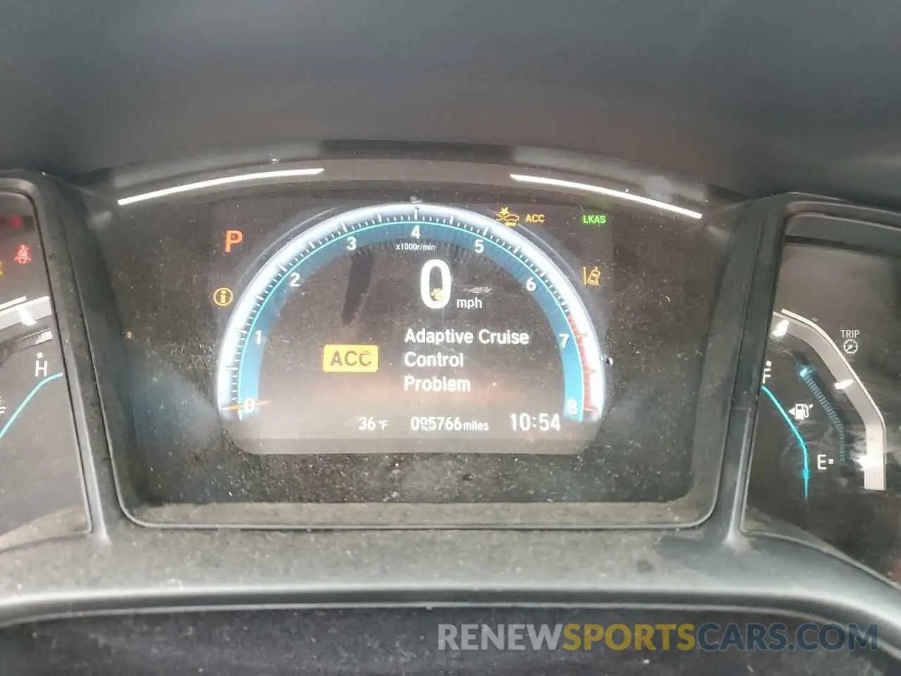 9 Photograph of a damaged car 19XFC2F66KE041011 HONDA CIVIC 2019
