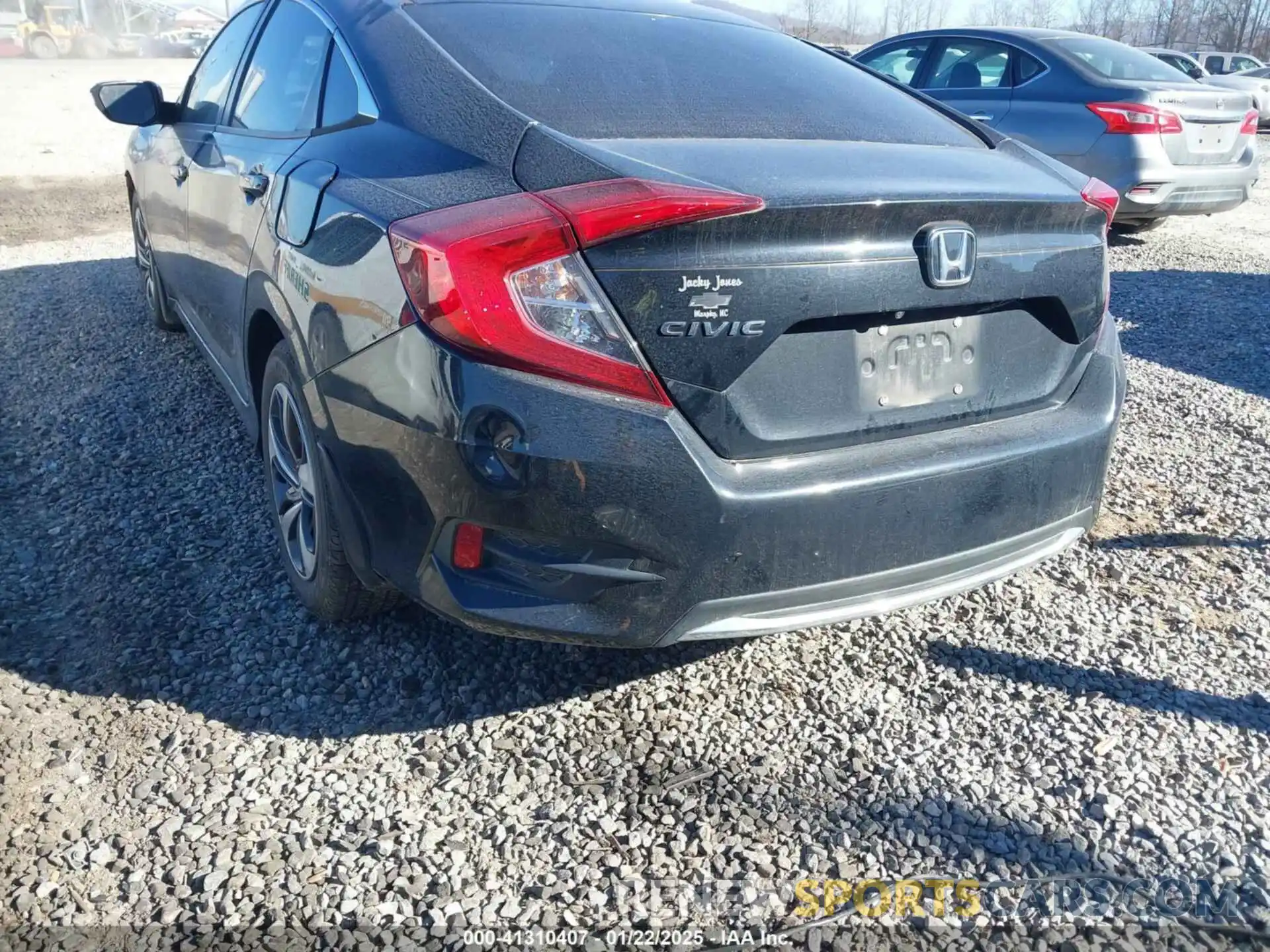 18 Photograph of a damaged car 19XFC2F66KE047035 HONDA CIVIC 2019