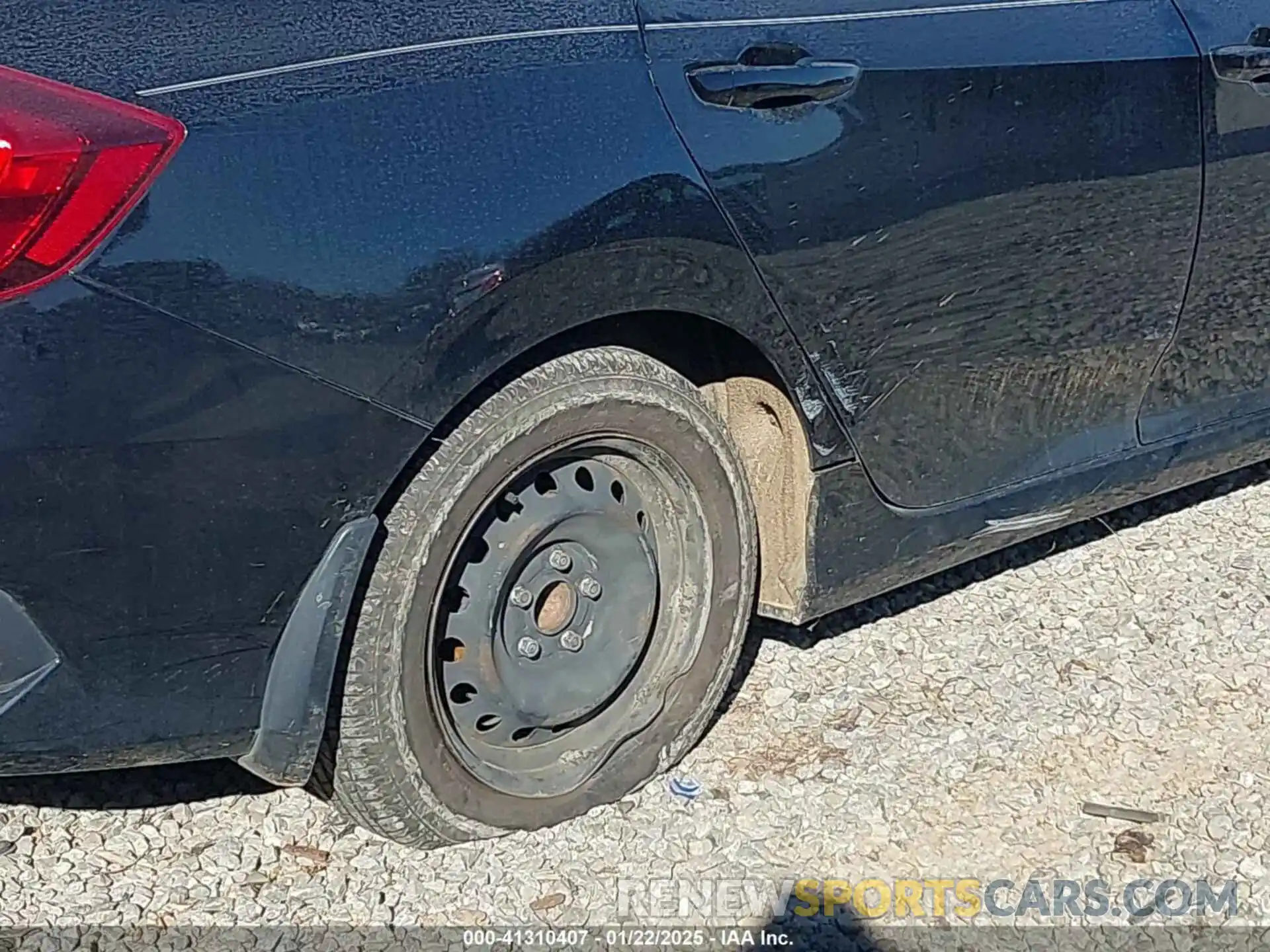 19 Photograph of a damaged car 19XFC2F66KE047035 HONDA CIVIC 2019