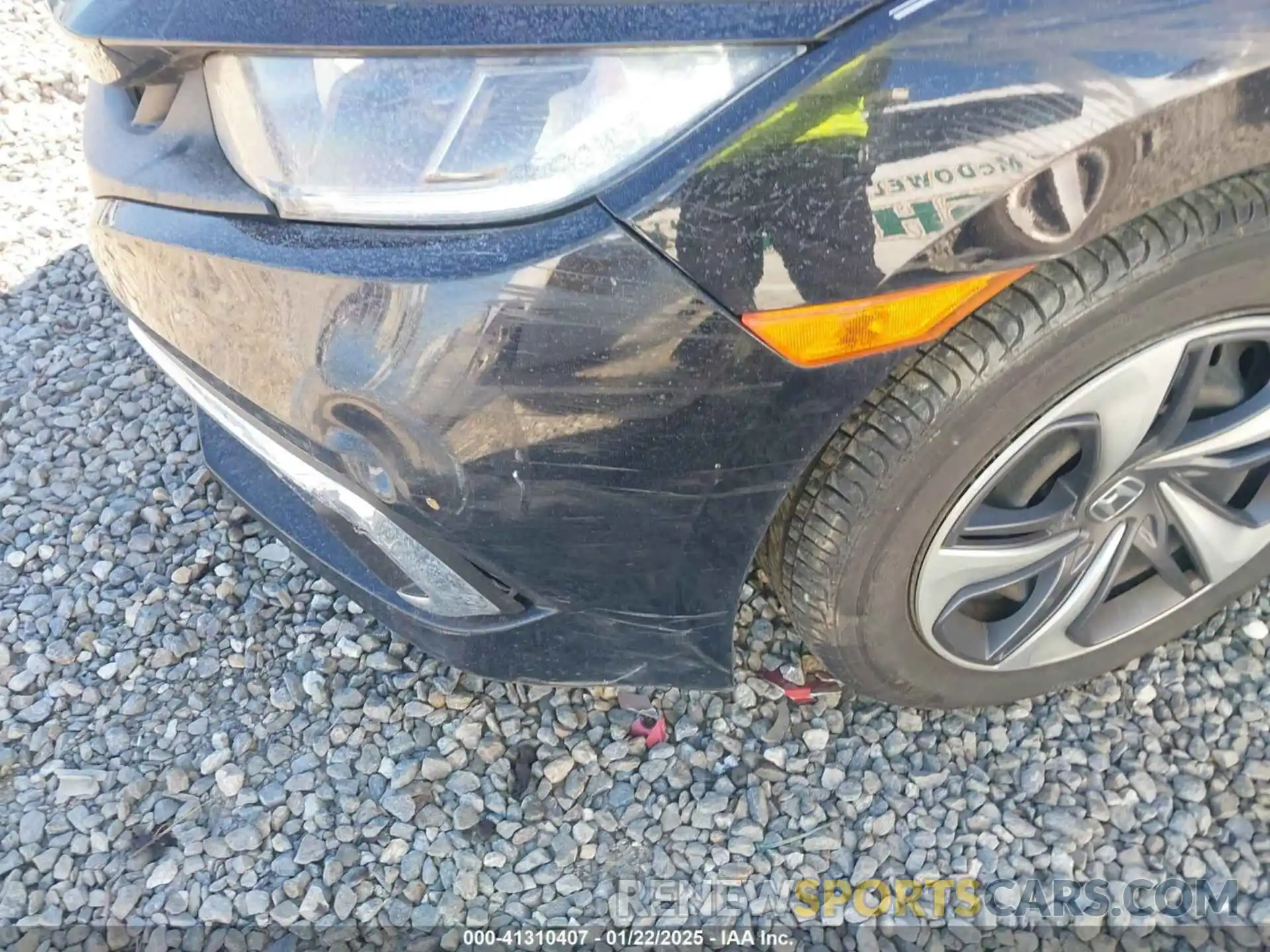 21 Photograph of a damaged car 19XFC2F66KE047035 HONDA CIVIC 2019